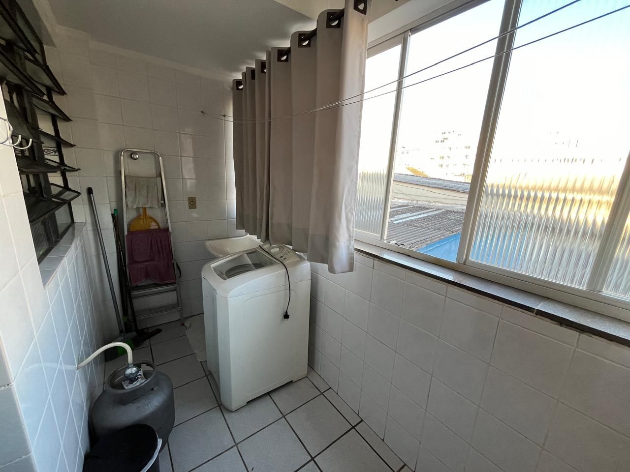 Apartamento à venda com 2 quartos, 66m² - Foto 8