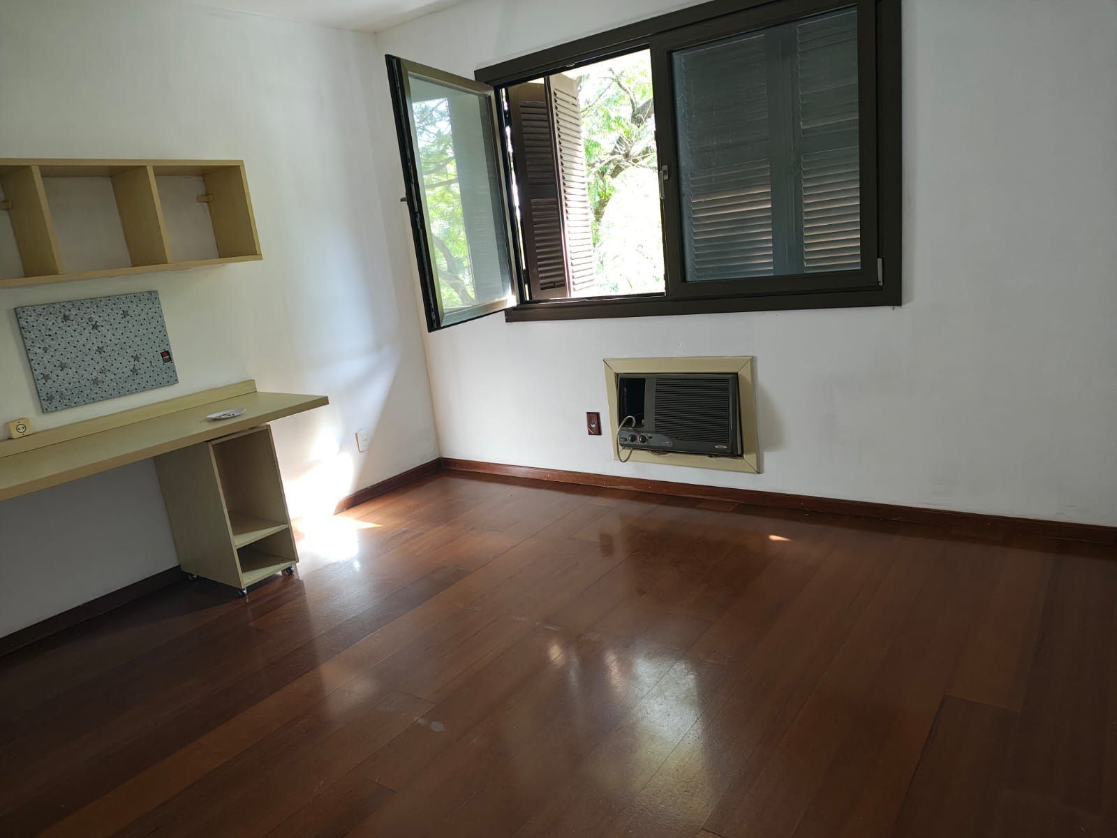 Apartamento, 3 quartos, 204 m² - Foto 4