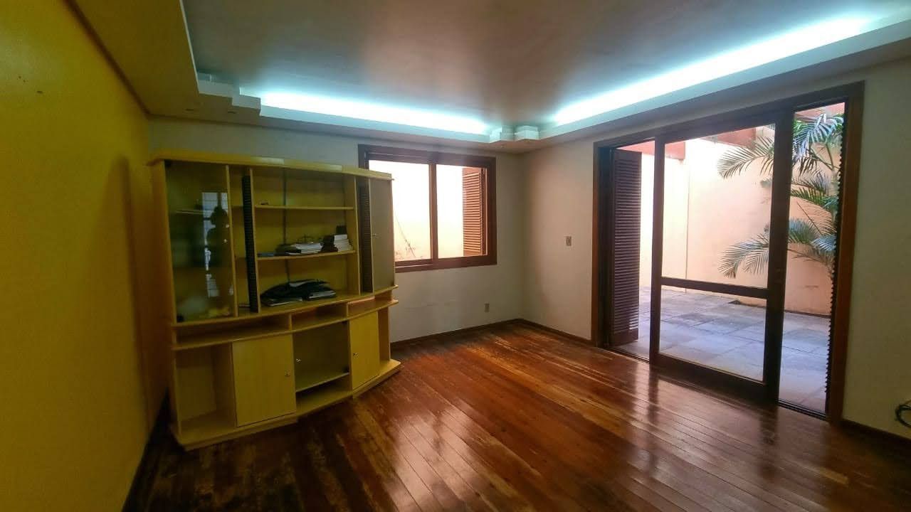 Casa à venda com 4 quartos, 363m² - Foto 22