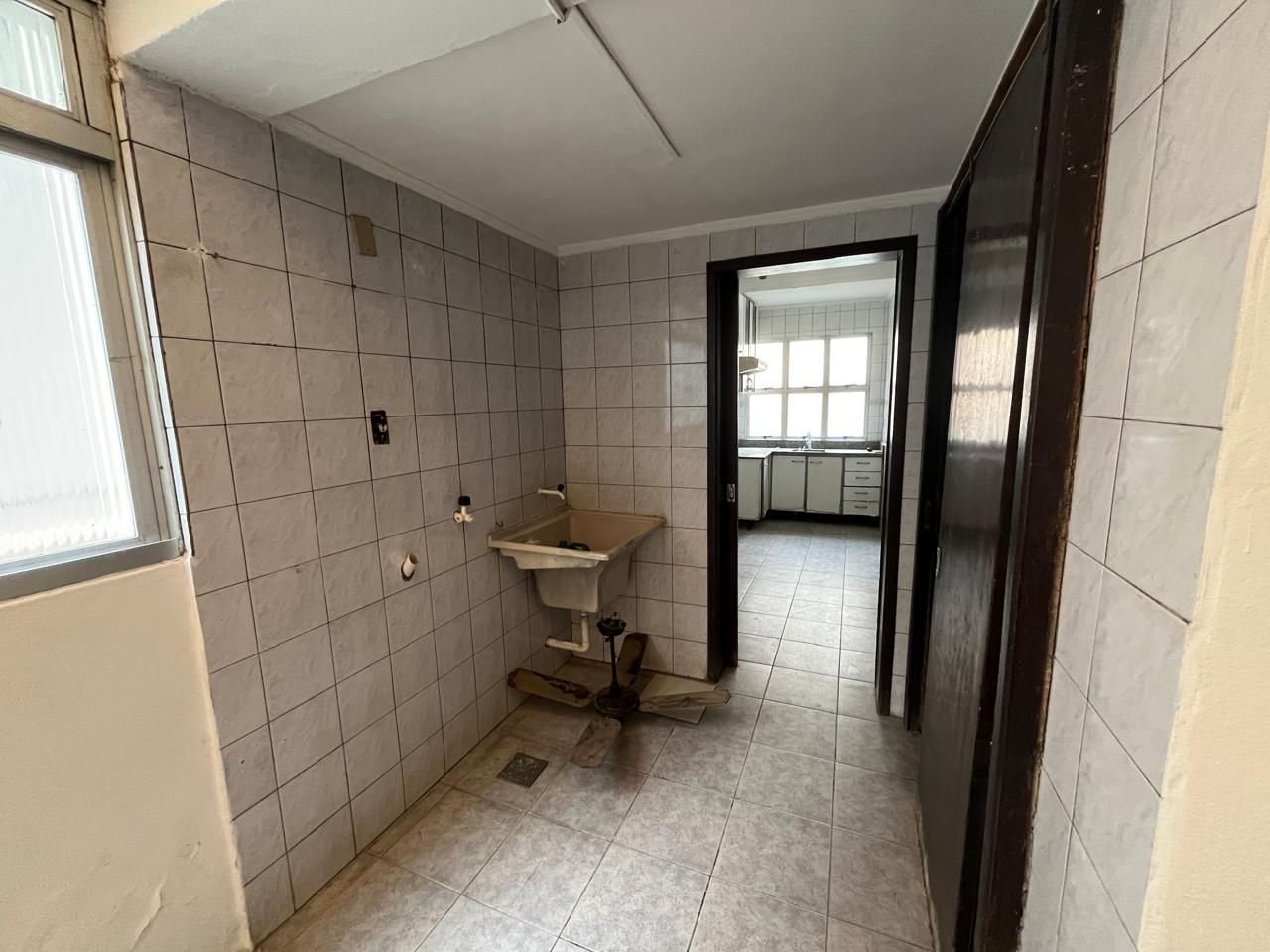 Apartamento à venda com 3 quartos, 101m² - Foto 6