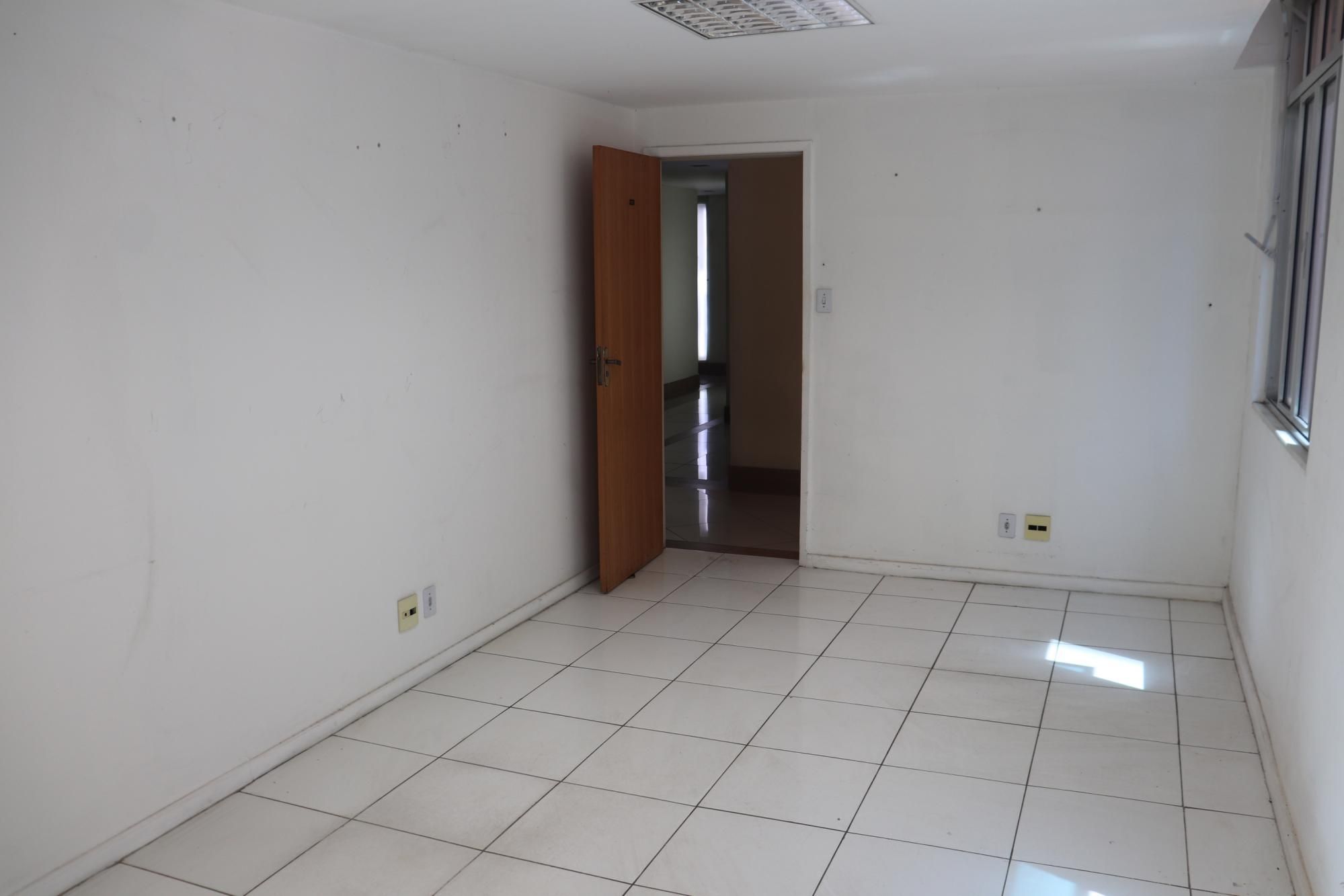 Conjunto Comercial-Sala para alugar com 1 quarto, 19m² - Foto 4