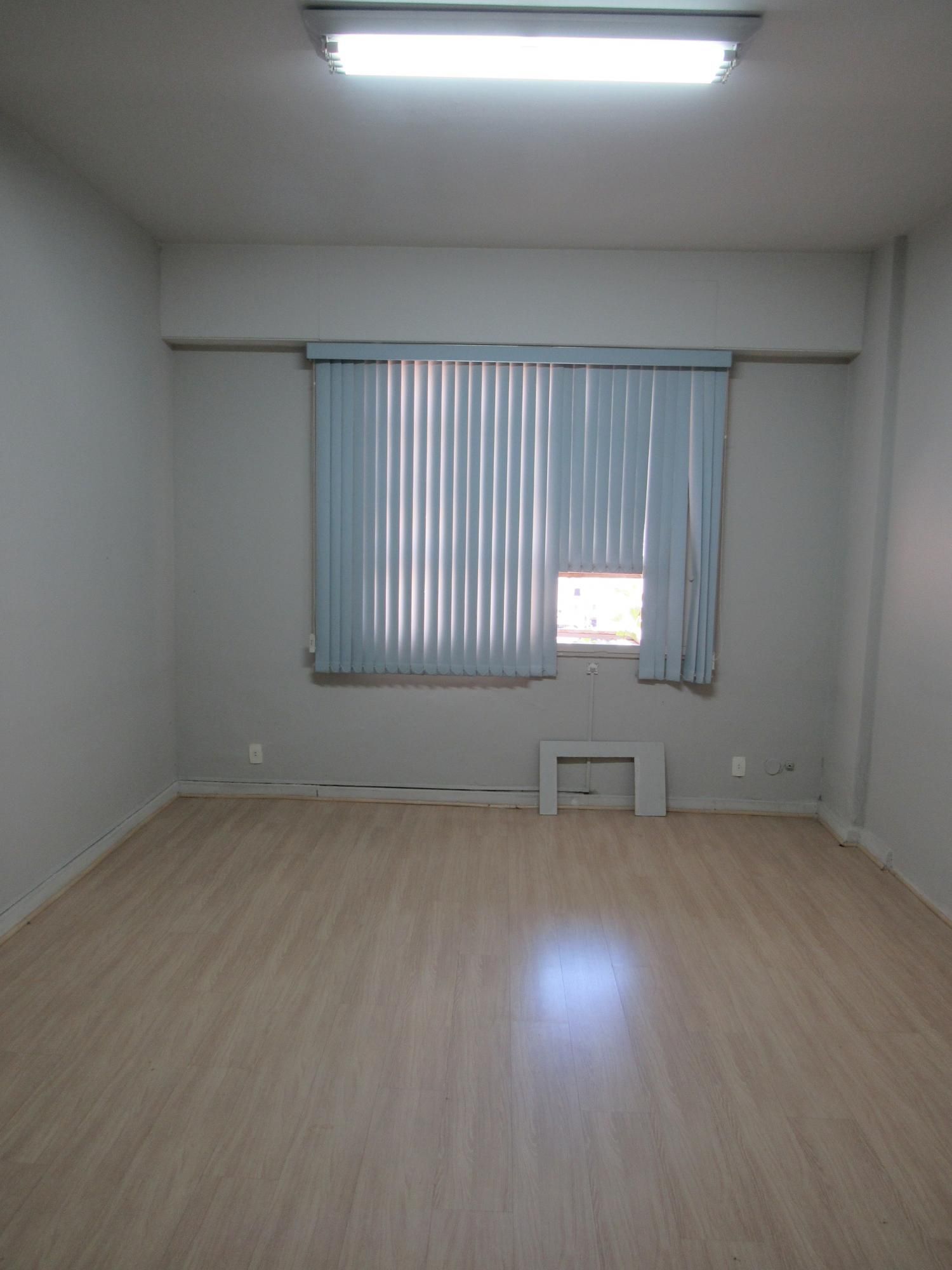 Conjunto Comercial-Sala para alugar com 1 quarto, 17m² - Foto 1