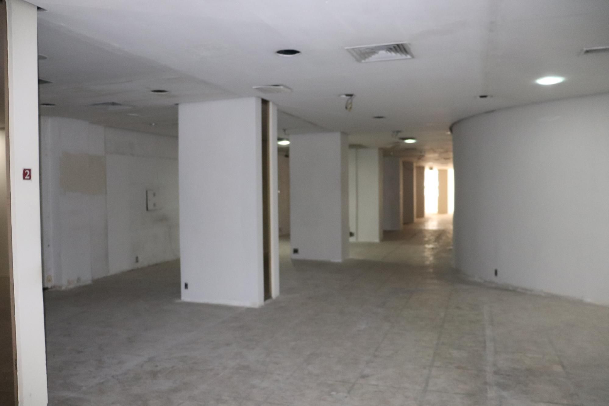 Loja-Salão para alugar com 8 quartos, 420m² - Foto 4