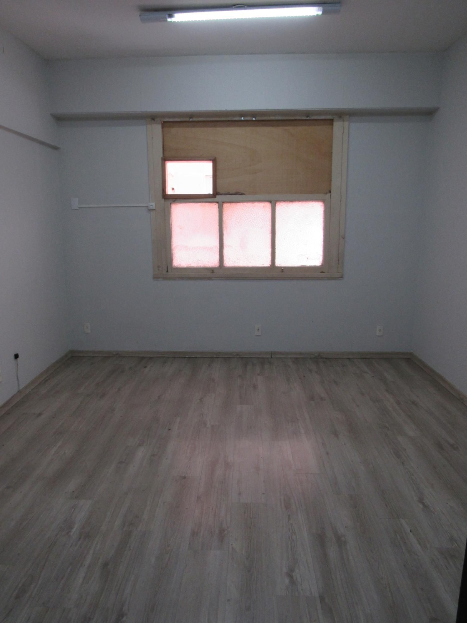 Conjunto Comercial-Sala para alugar com 1 quarto, 18m² - Foto 1