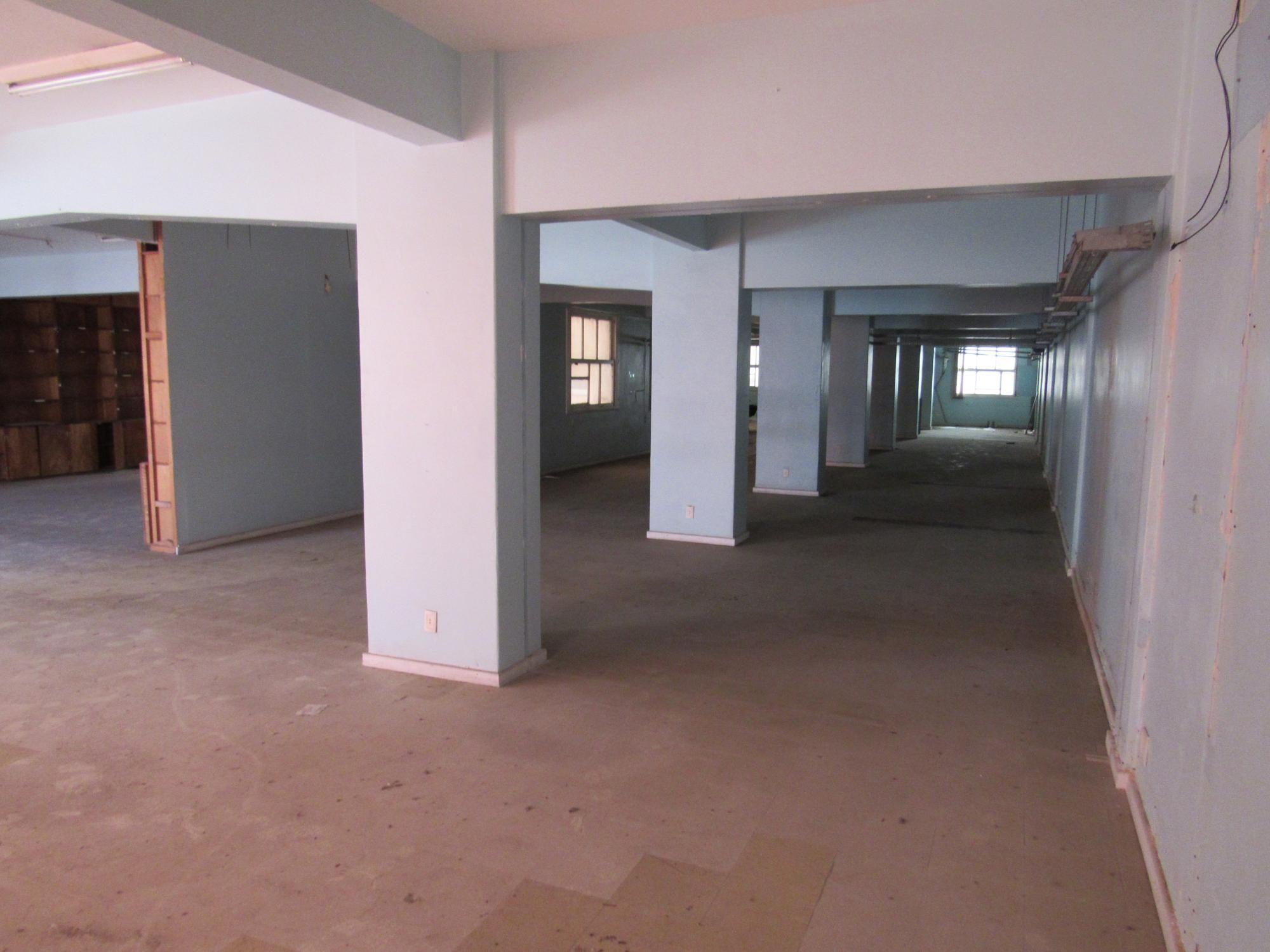 Conjunto Comercial-Sala para alugar com 1 quarto, 643m² - Foto 1