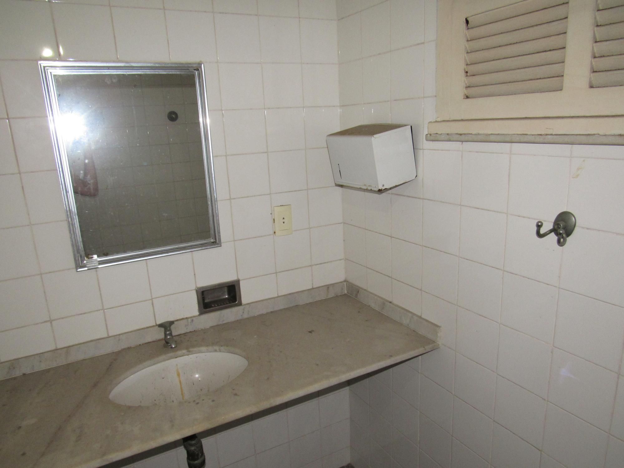 Conjunto Comercial-Sala para alugar com 1 quarto, 643m² - Foto 16