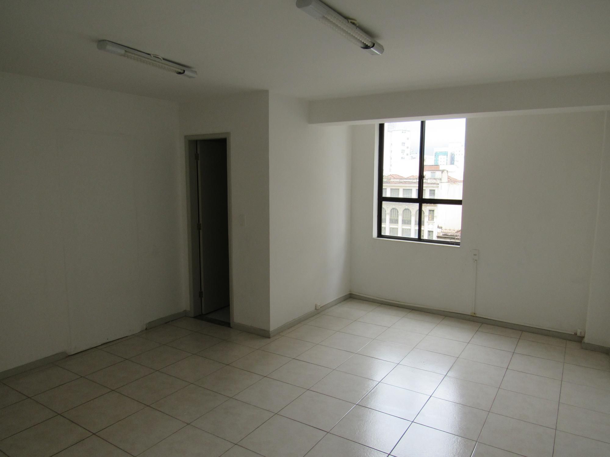 Conjunto Comercial-Sala para alugar com 1 quarto, 35m² - Foto 1