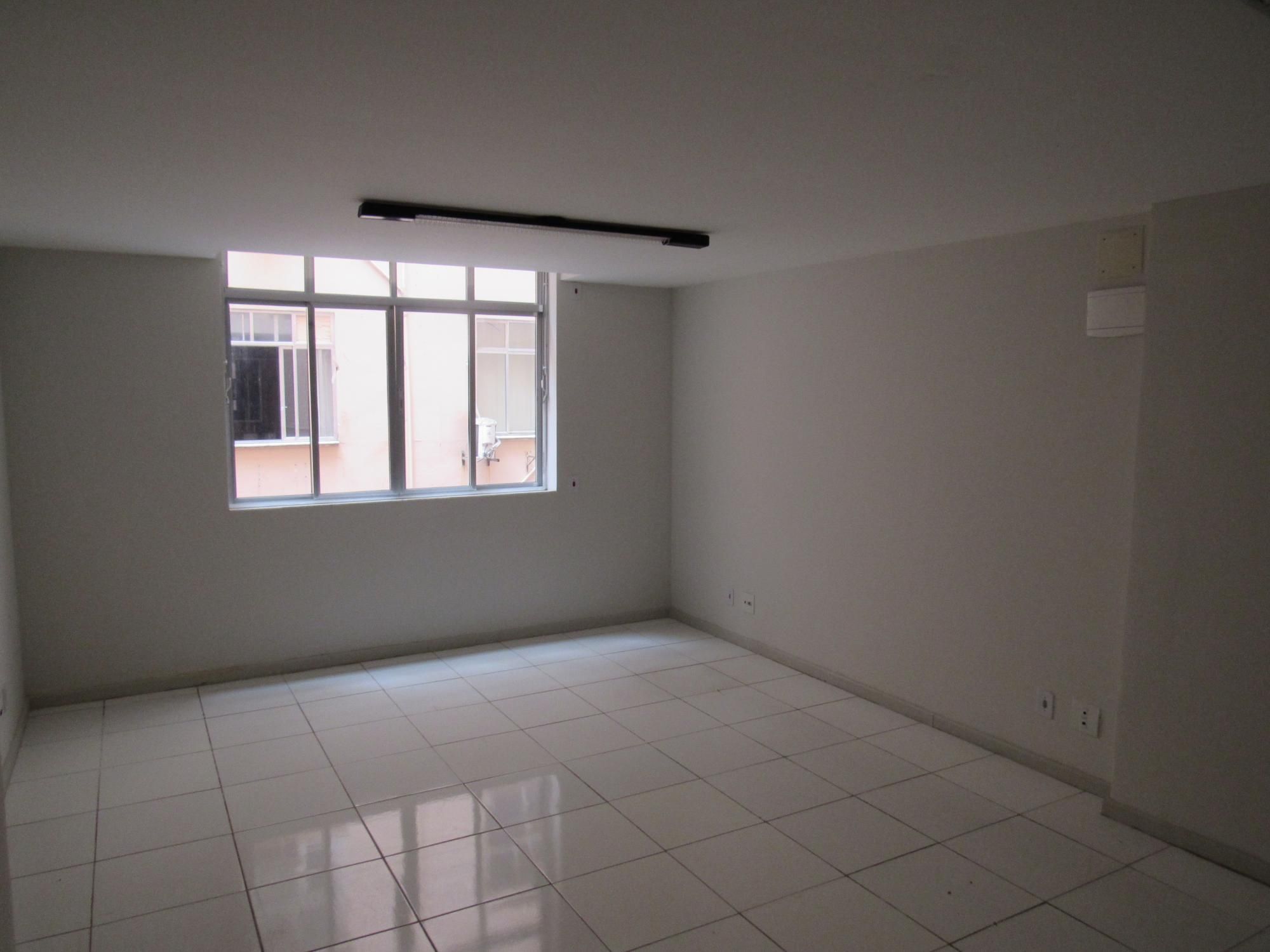 Conjunto Comercial-Sala para alugar com 1 quarto, 23m² - Foto 3