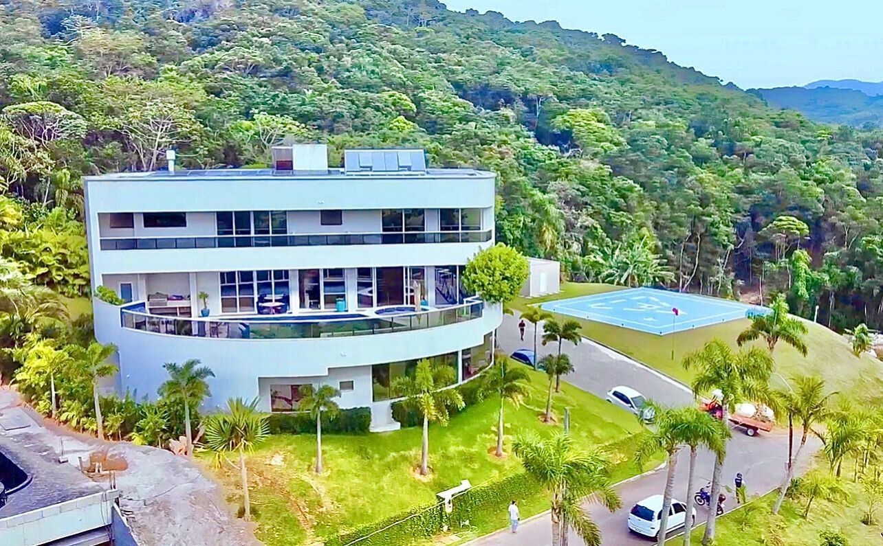 Casa em condomínio à venda no Morretes - Zona 3 - Itapema, SC. IM469643