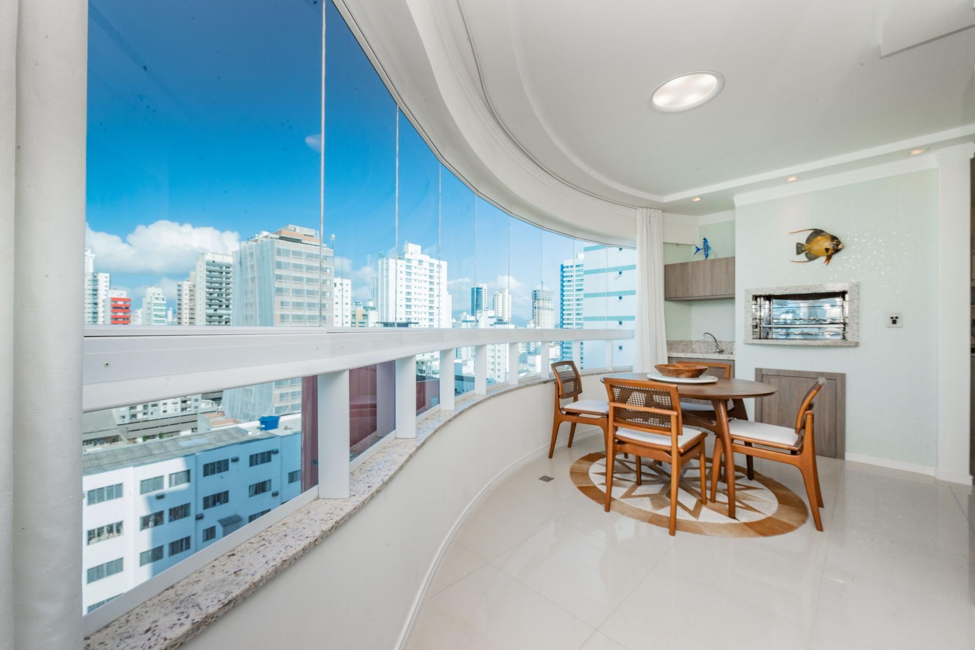 Apartamento, 3 quartos, 115 m² - Foto 1