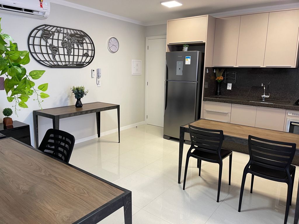 Apartamento à venda com 2 quartos, 66m² - Foto 10