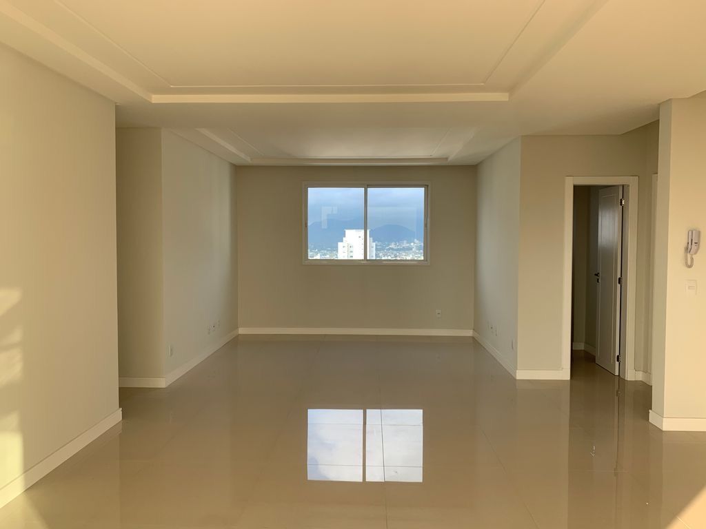 Apartamento à venda com 4 quartos, 150m² - Foto 13