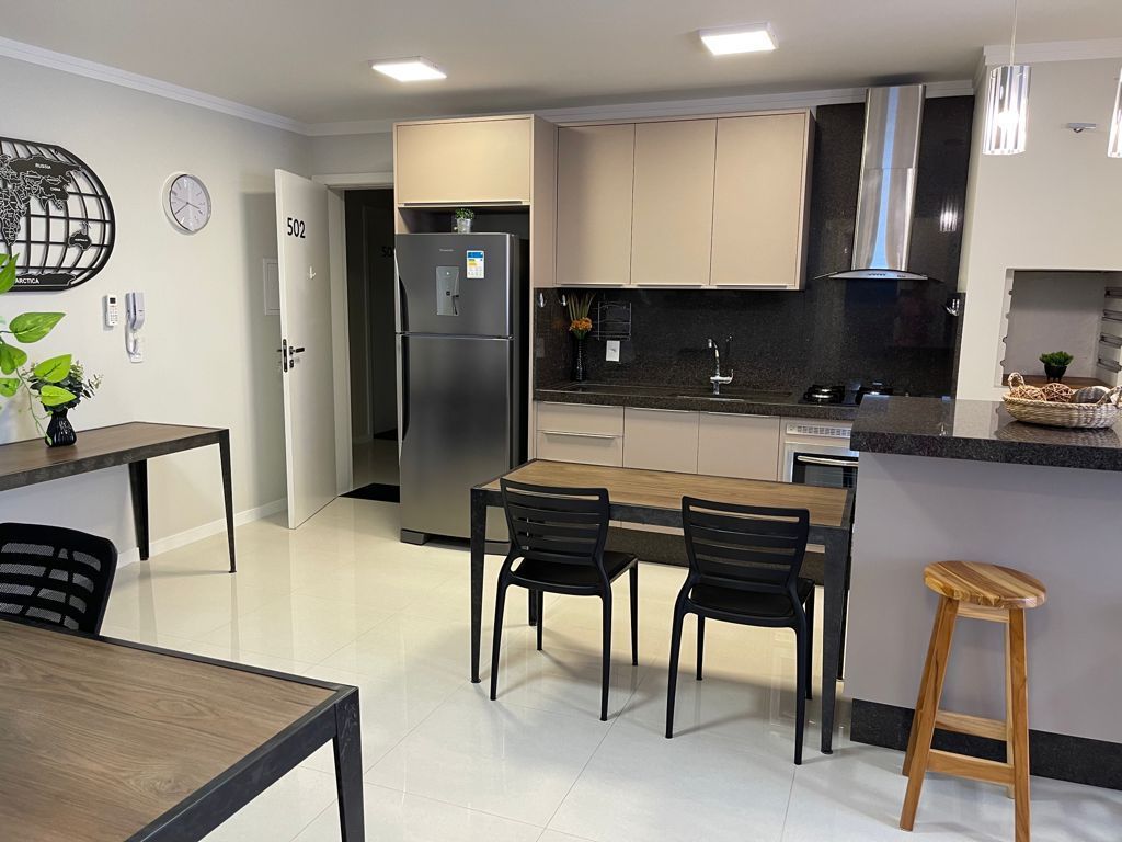 Apartamento à venda com 2 quartos, 66m² - Foto 5