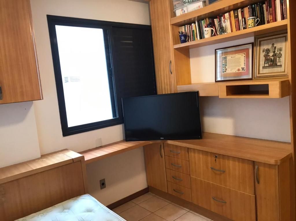 Apartamento à venda com 3 quartos, 115m² - Foto 10