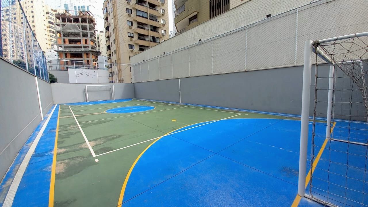 Apartamento à venda com 3 quartos, 155m² - Foto 29