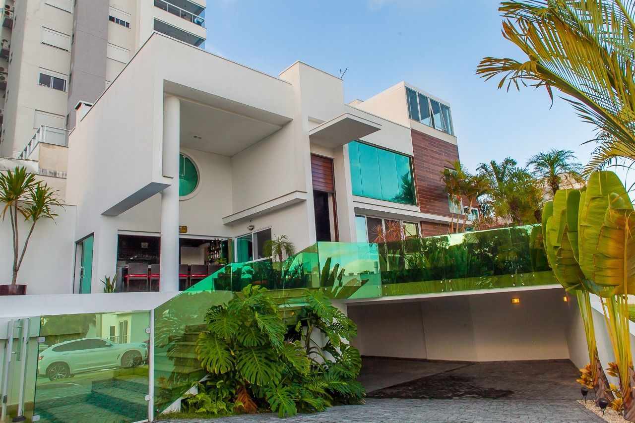 Casa, 4 quartos, 538 m² - Foto 1