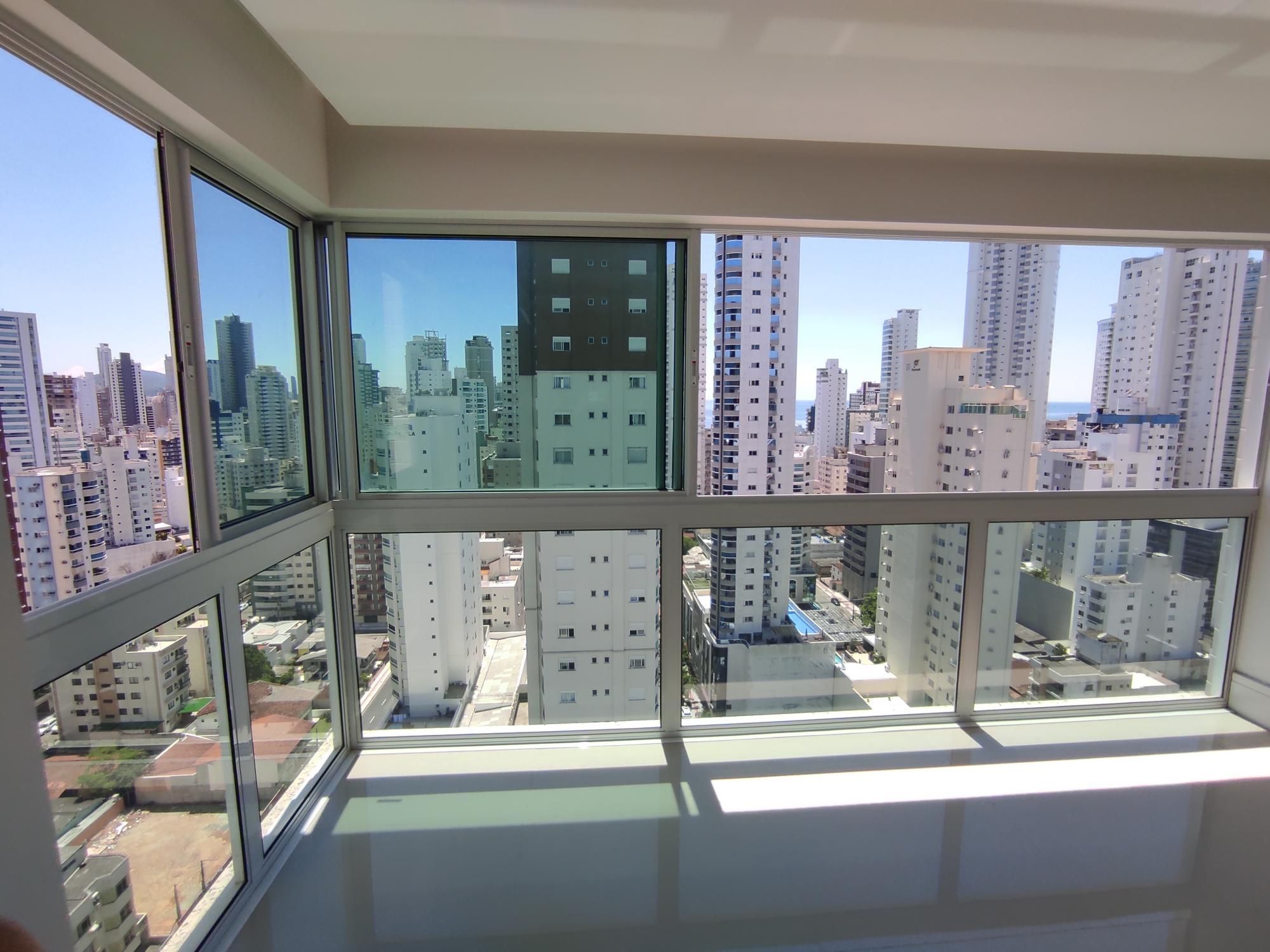 Apartamento à venda com 3 quartos, 117m² - Foto 3