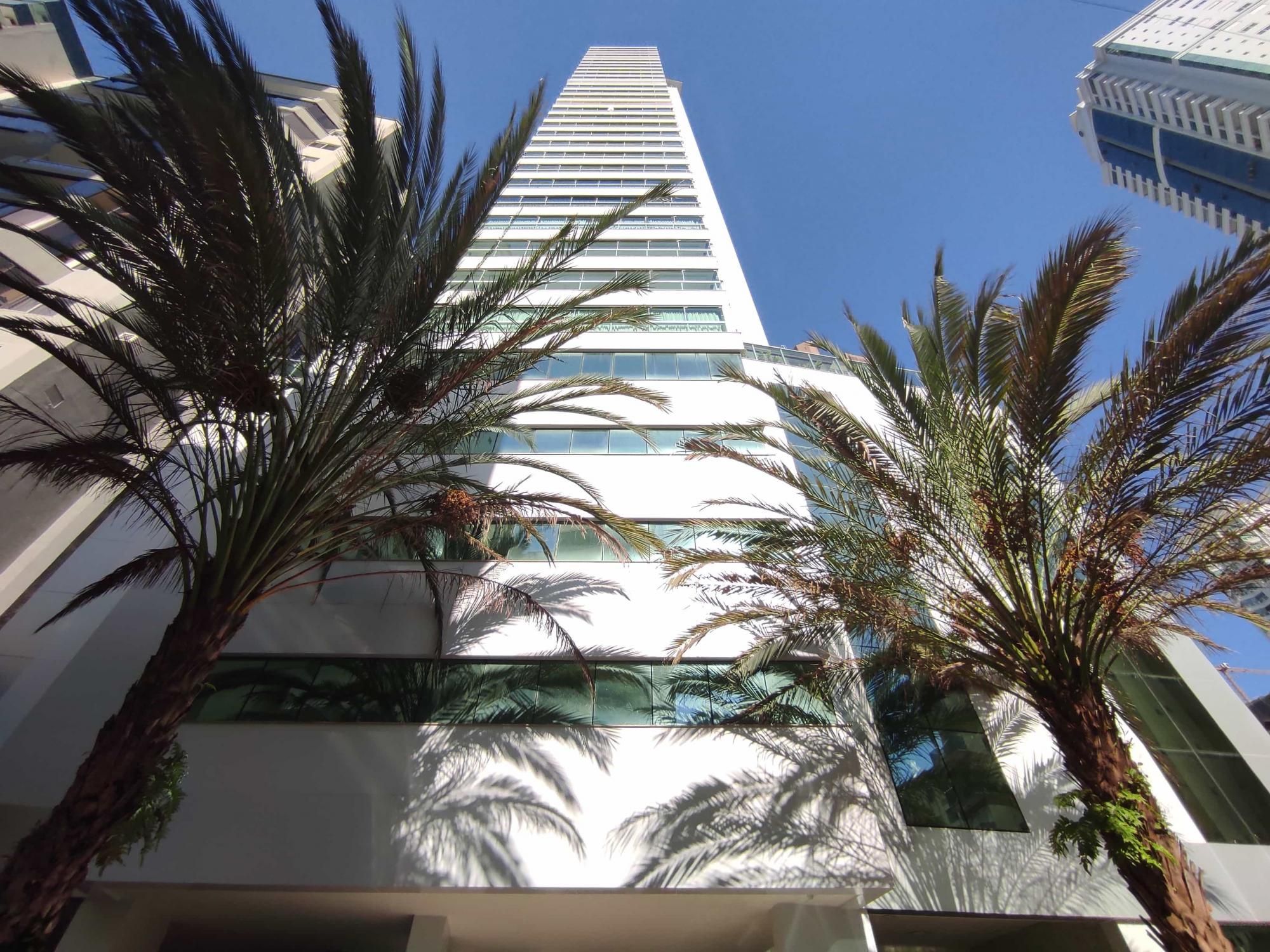 Apartamento, 3 quartos, 155 m² - Foto 2