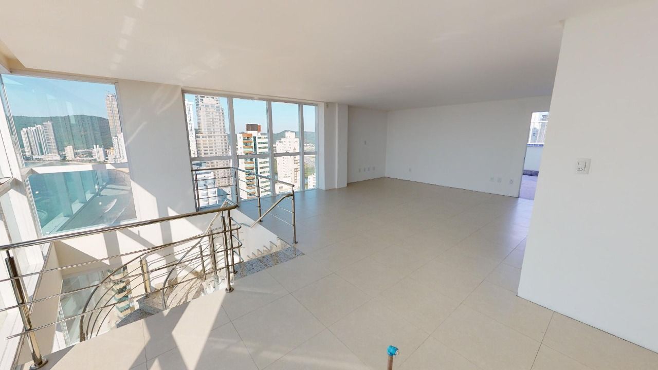 Cobertura à venda com 5 quartos, 285m² - Foto 6