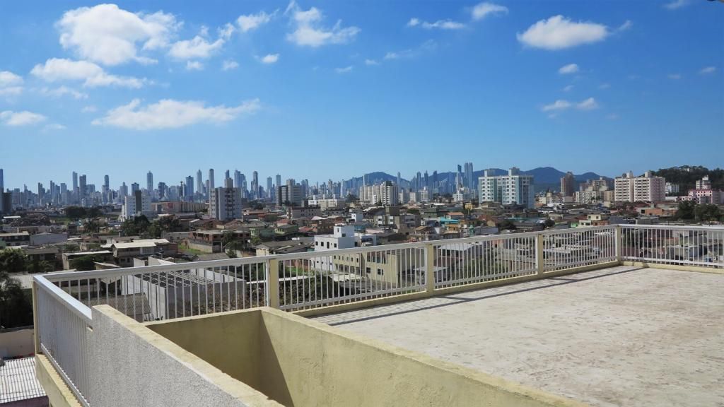 Casa Comercial à venda com 13 quartos, 685m² - Foto 12