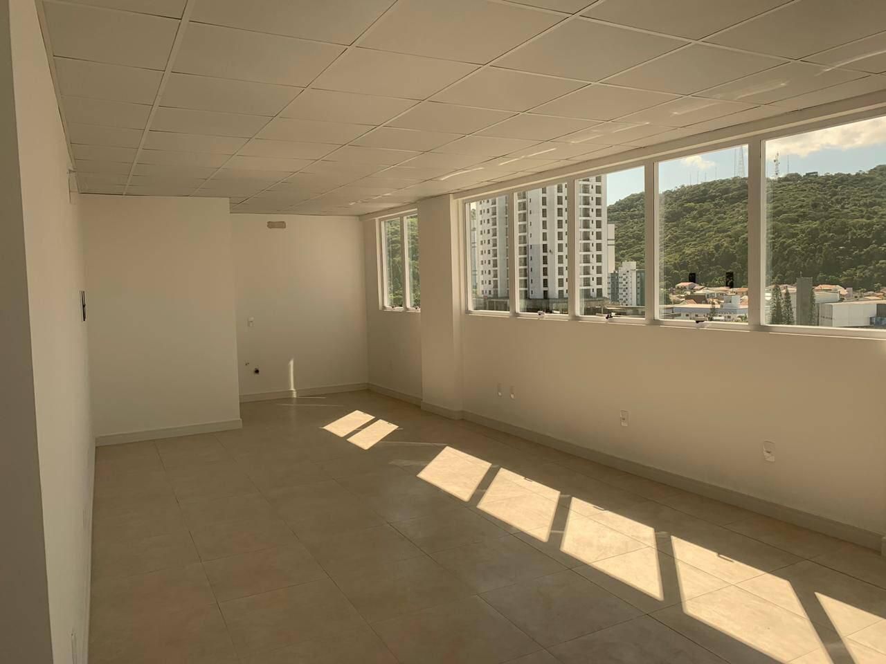 Conjunto Comercial-Sala para alugar com 1 quarto, 70m² - Foto 5