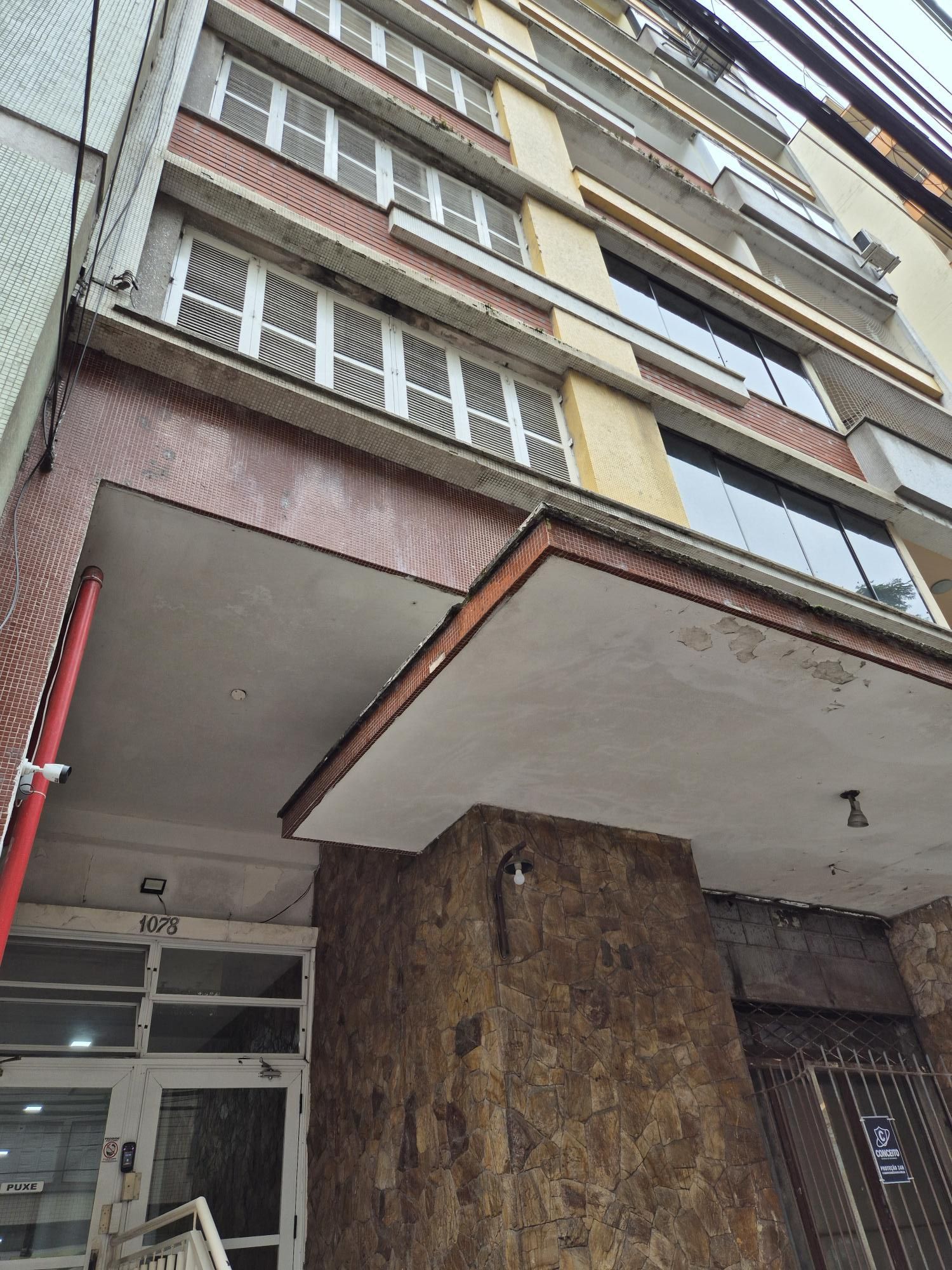 Apartamento à venda com 42m², 1 quarto no bairro Centro Histórico em Porto Alegre