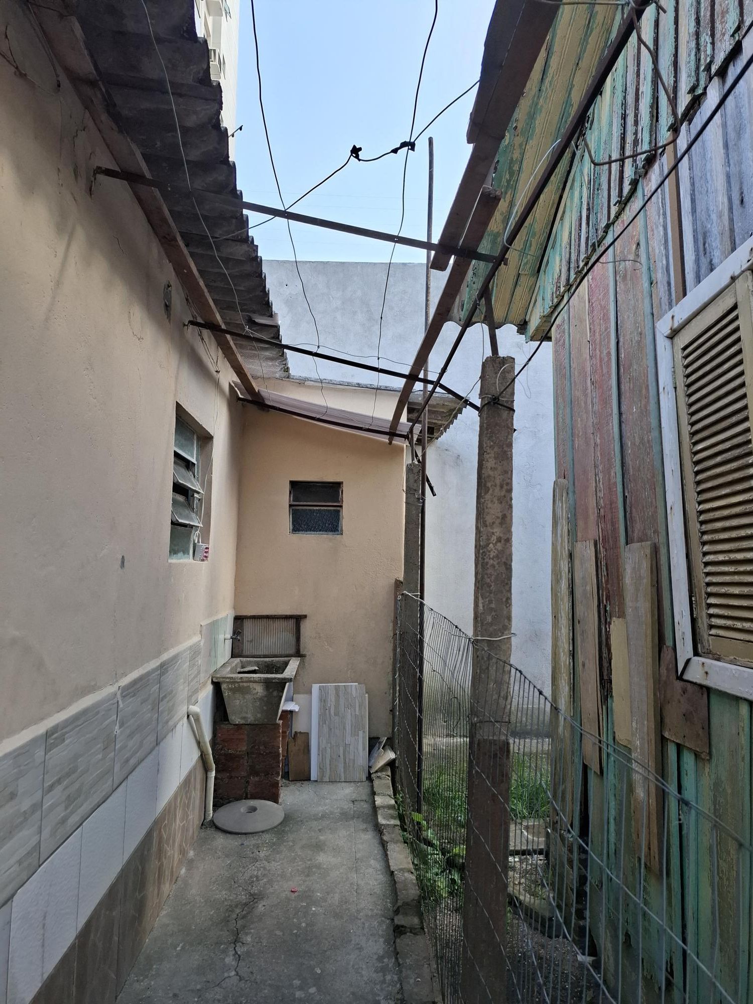 Casa à venda com 2 quartos, 70m² - Foto 9