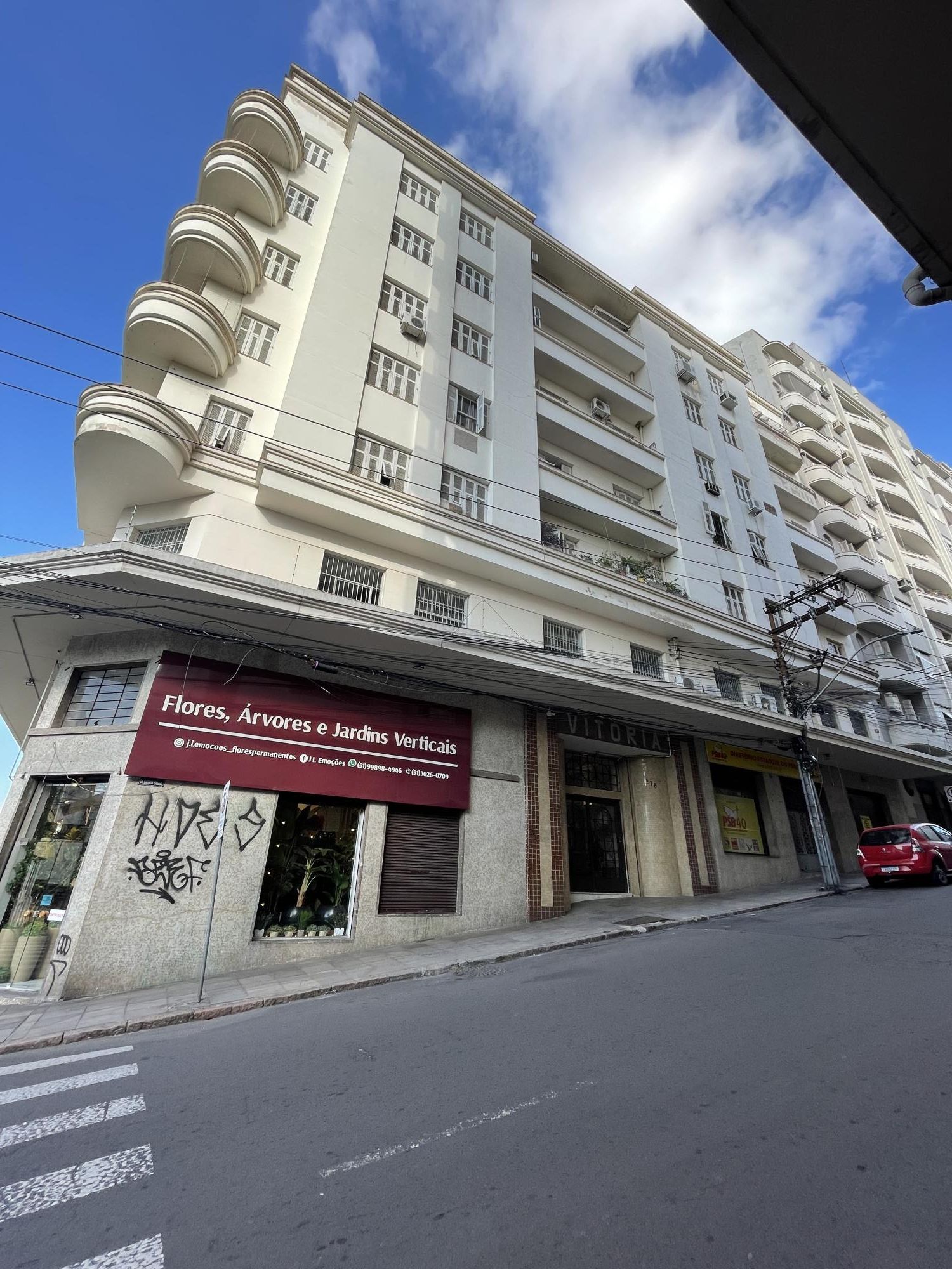 Apartamento à venda com 3 quartos, 139m² - Foto 1