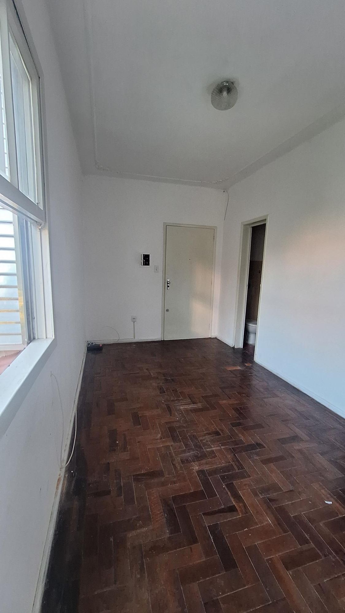 Kitnet, à venda, 22 m², Cidade Baixa - Porto Alegre — foto 2