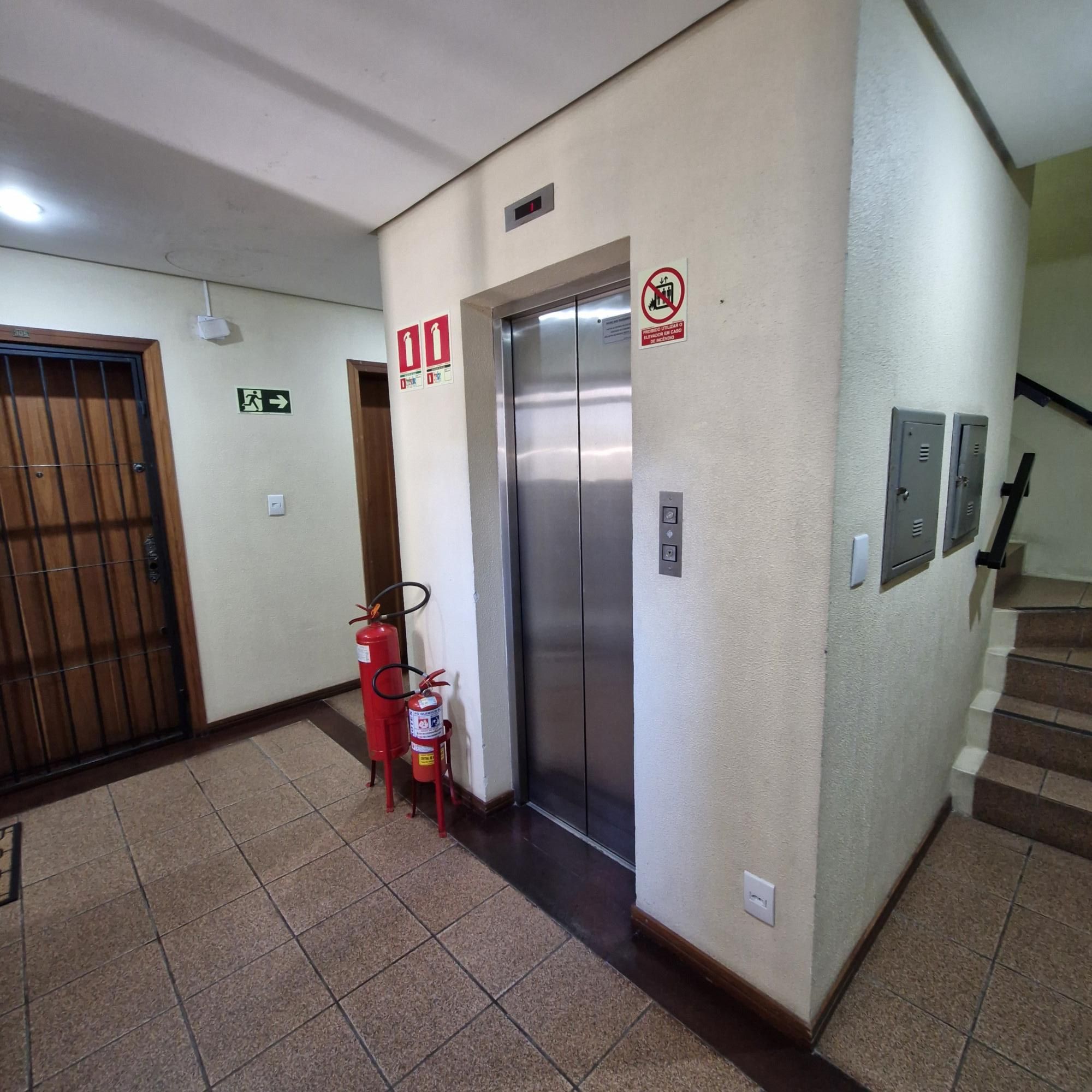 Conjunto Comercial-Sala à venda com 1 quarto, 43m² - Foto 16