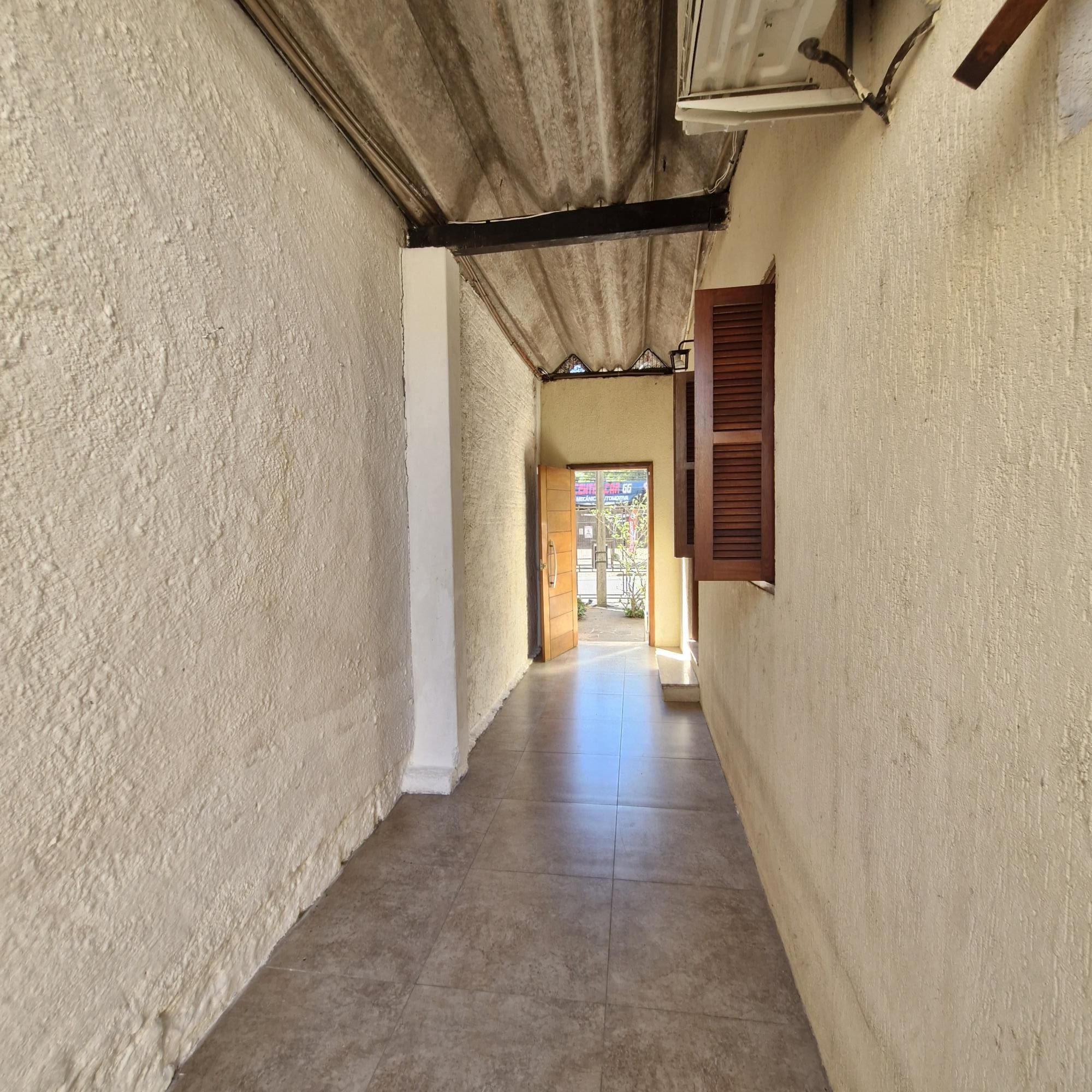 Casa à venda com 4 quartos, 210m² - Foto 18