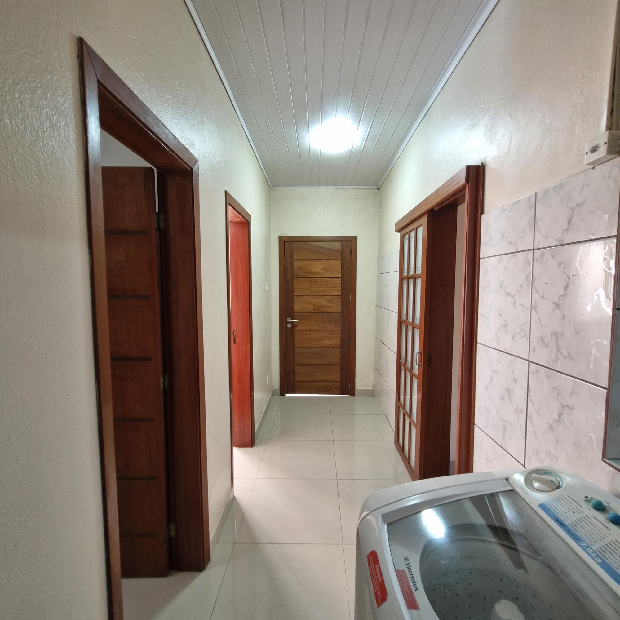 Casa à venda com 4 quartos, 210m² - Foto 12