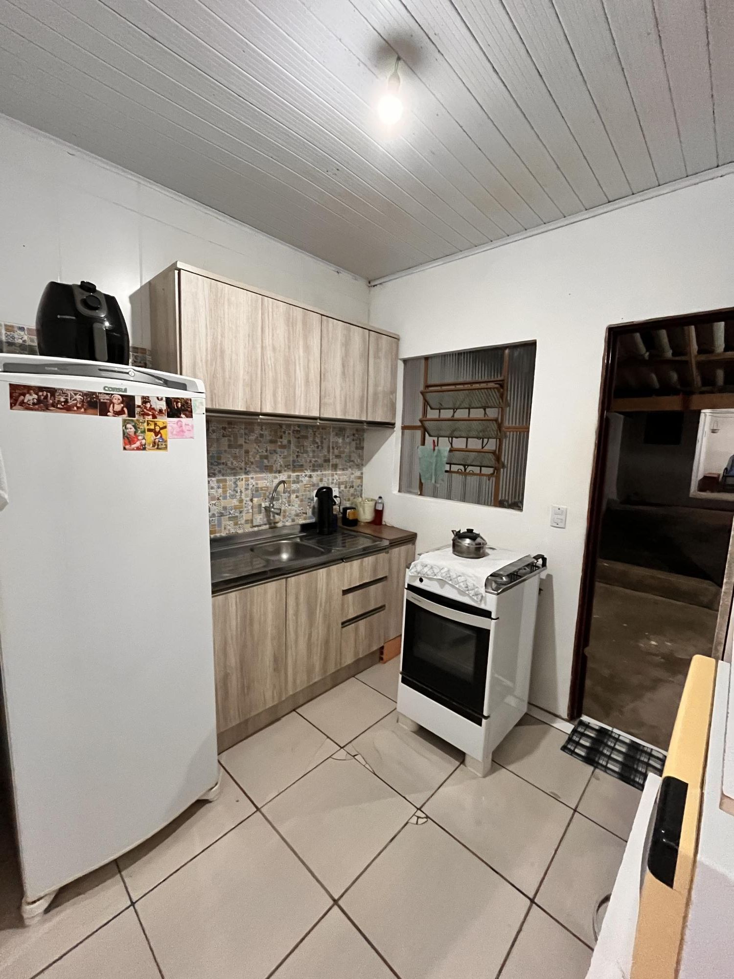 Casa à venda com 2 quartos, 51m² - Foto 5