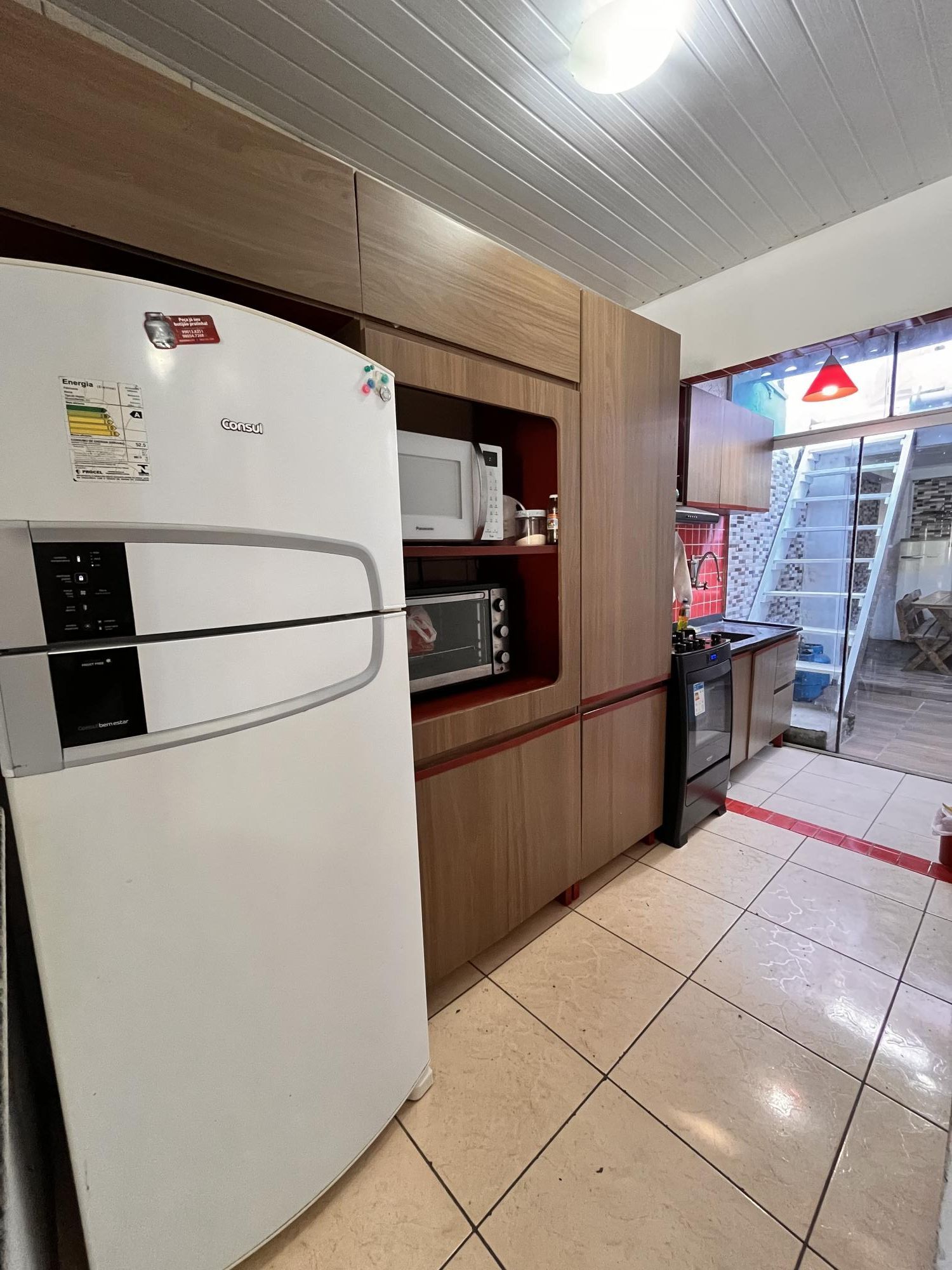 Casa à venda com 3 quartos, 52m² - Foto 8