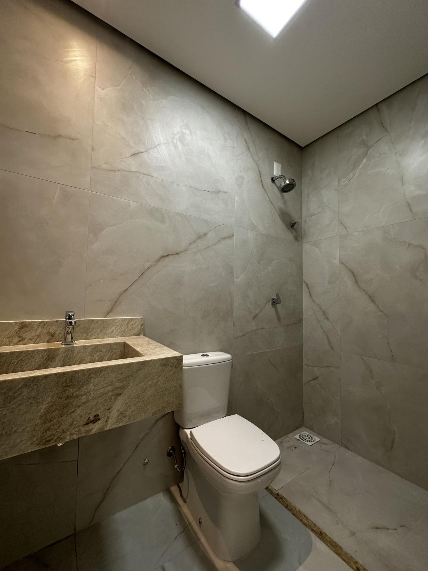 Casa de Condomínio de 3 quartos, 164m² no bairro Cidade Alpha, em Eusébio | Eu Corretor