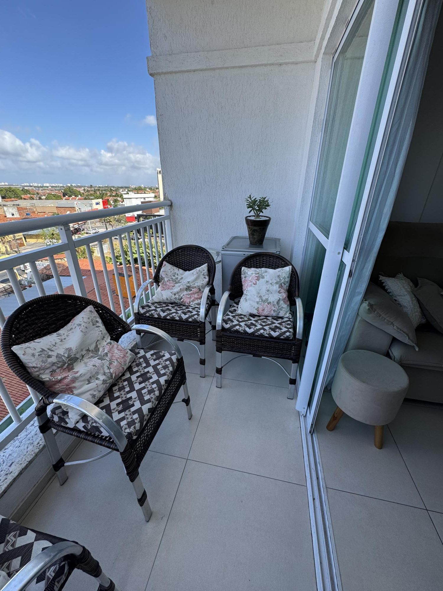 Apartamento à venda com 3 quartos, 96m² - Foto 7