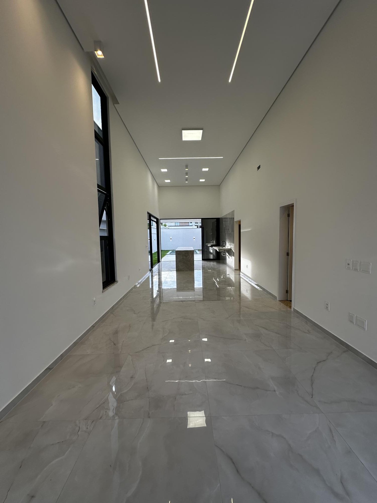 Casa de Condomínio de 3 quartos, 164m² no bairro Cidade Alpha, em Eusébio | Eu Corretor