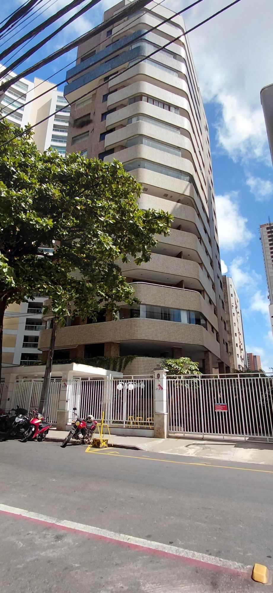 Apartamento de 3 quartos, 220m² no bairro Meireles, em Fortaleza | Eu Corretor