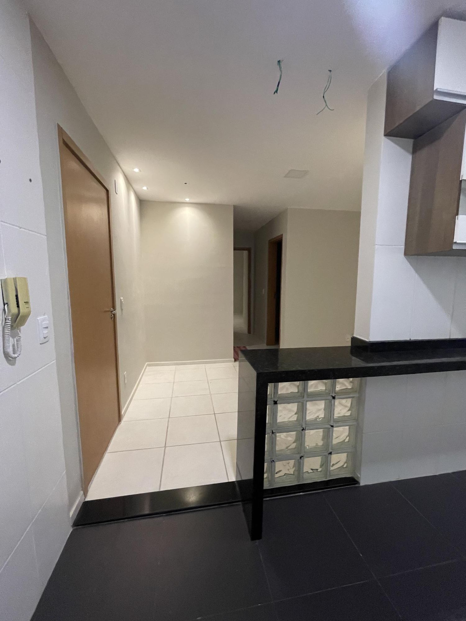 Apartamento à venda com 2 quartos, 47m² - Foto 2