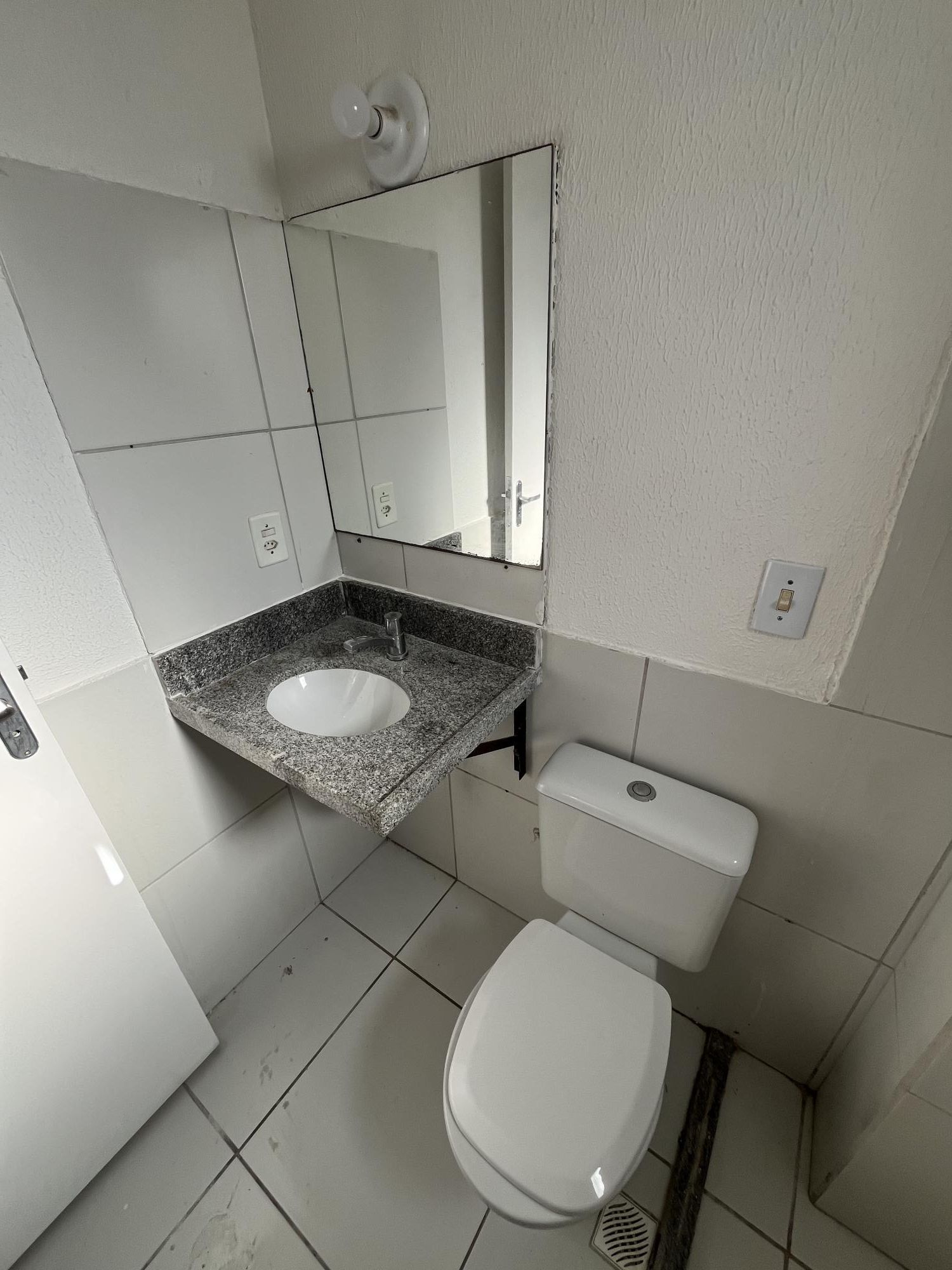 Apartamento de 3 quartos, 59m² no bairro Curió, em Fortaleza | Eu Corretor
