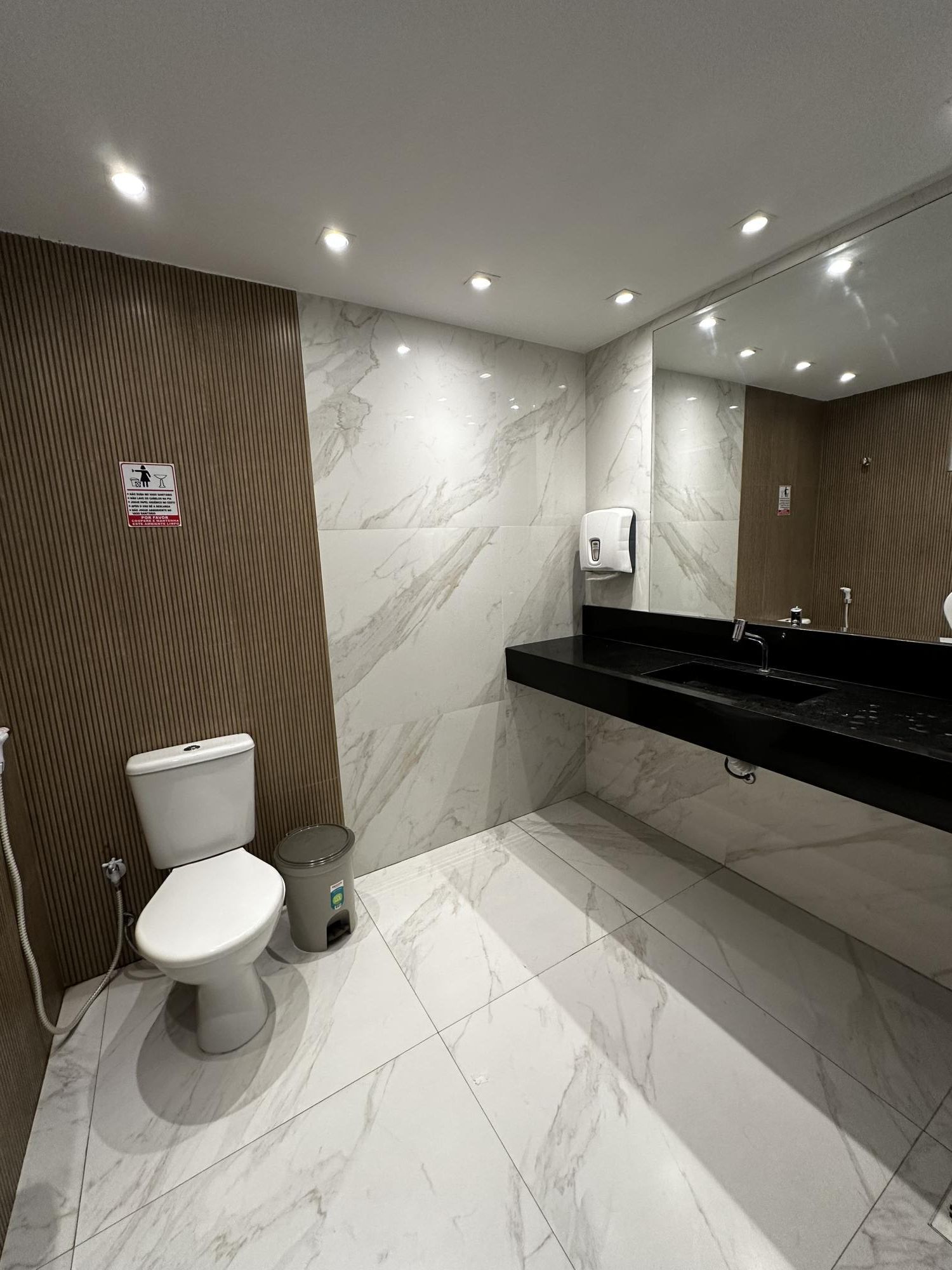 Apartamento à venda com 3 quartos, 96m² - Foto 25