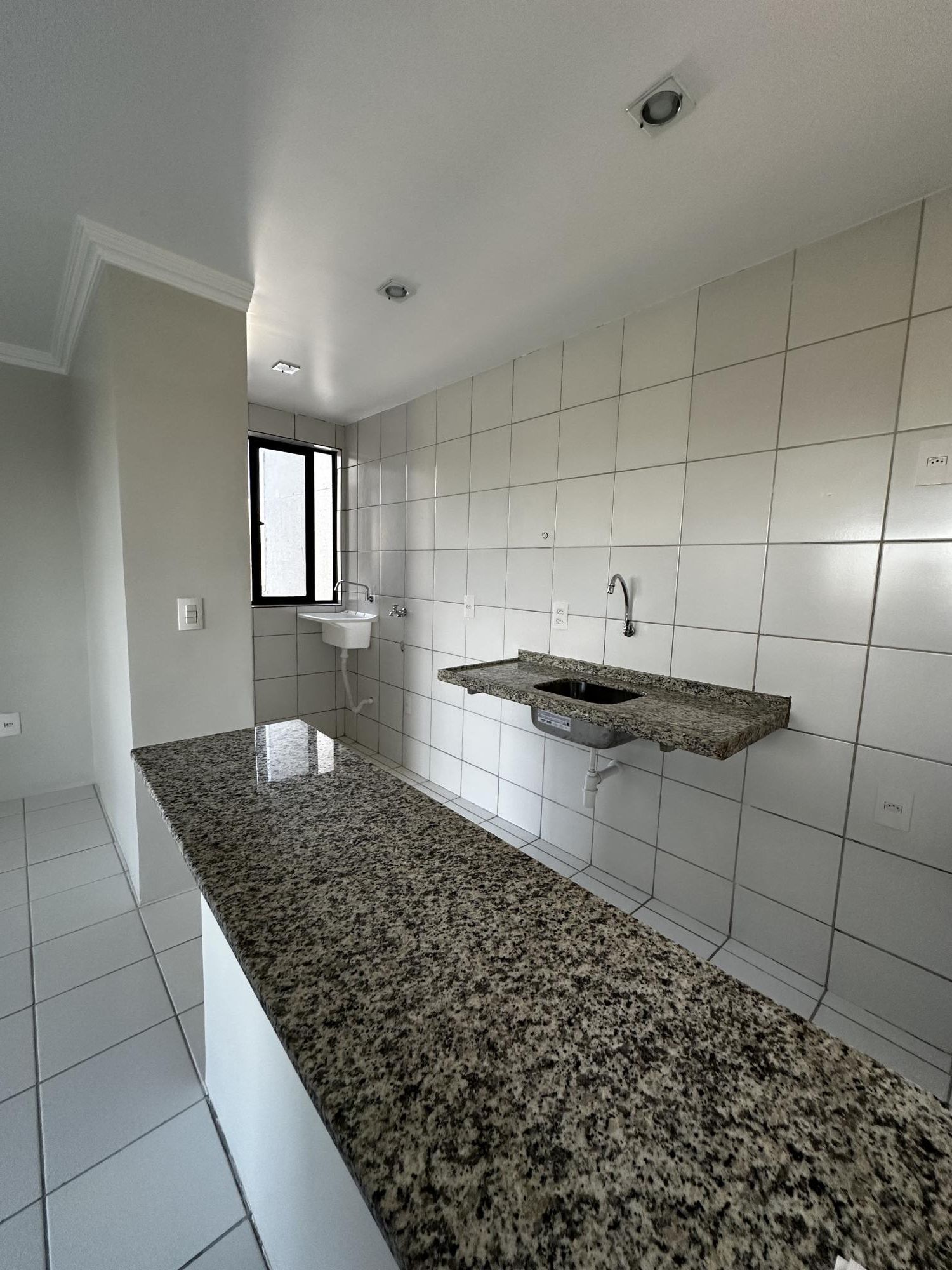 Apartamento à venda com 3 quartos, 56m² - Foto 3