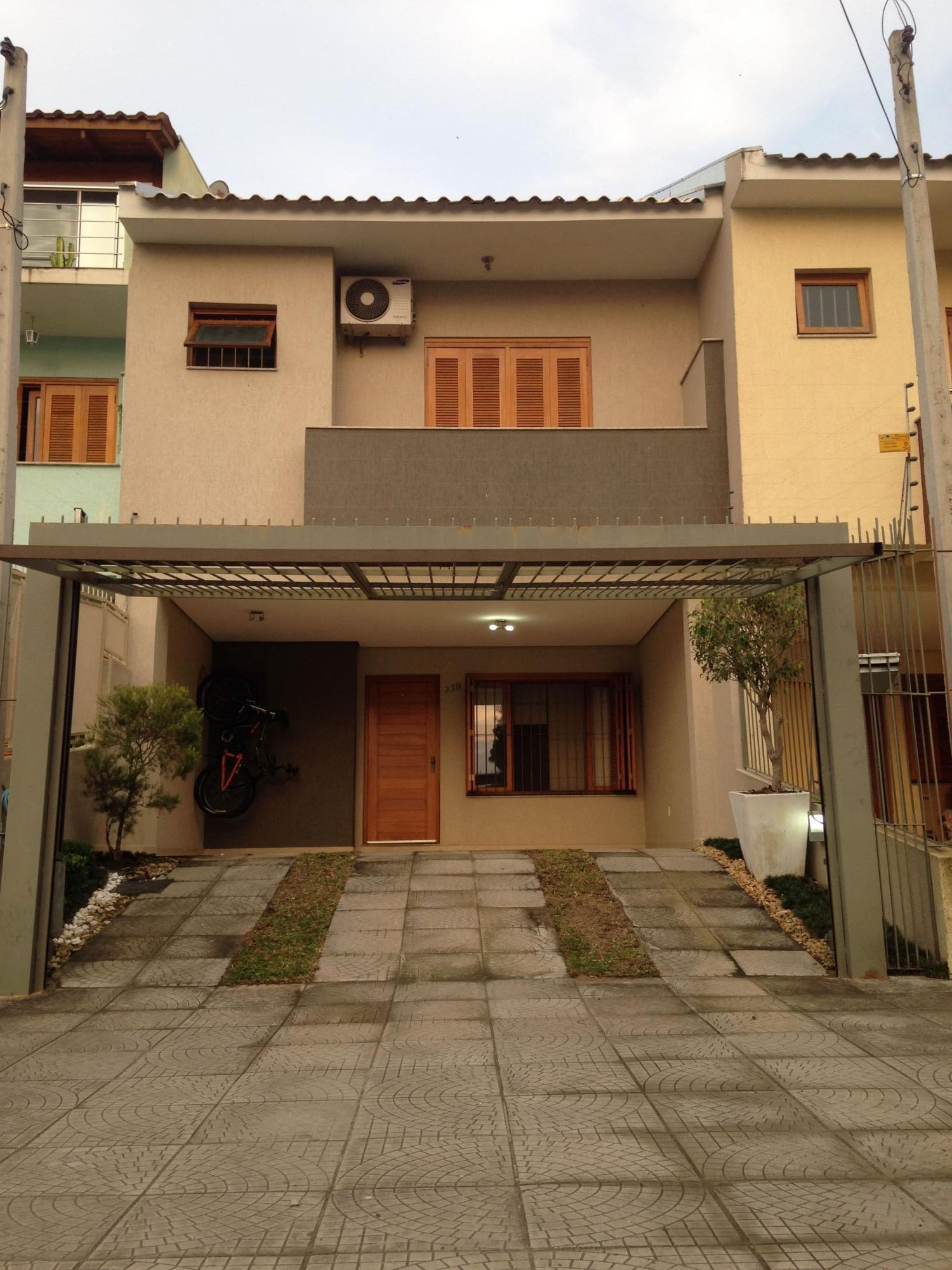 Casa, 3 quartos, 159 m² - Foto 1