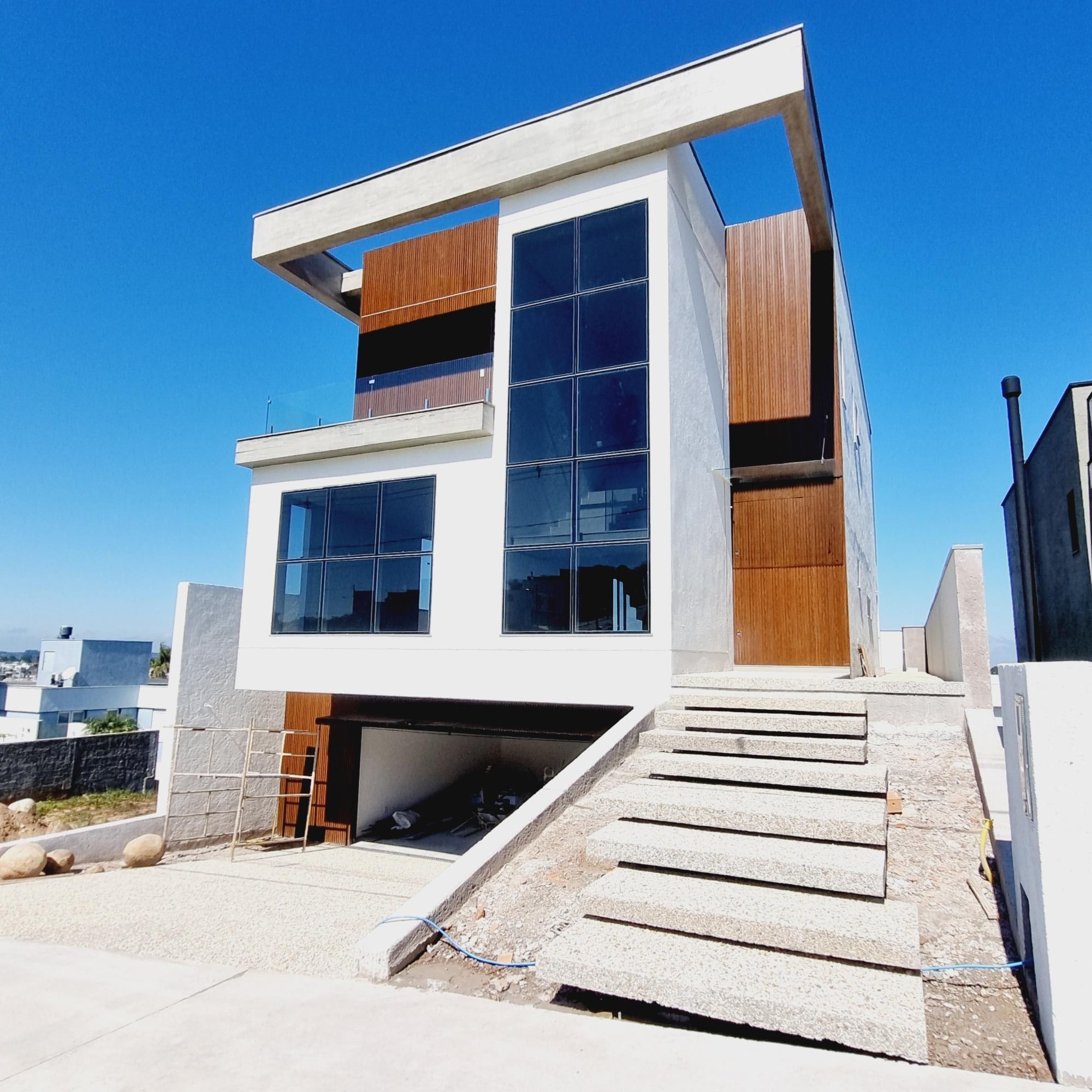 Casa à venda com 3 quartos, 300m² - Foto 3