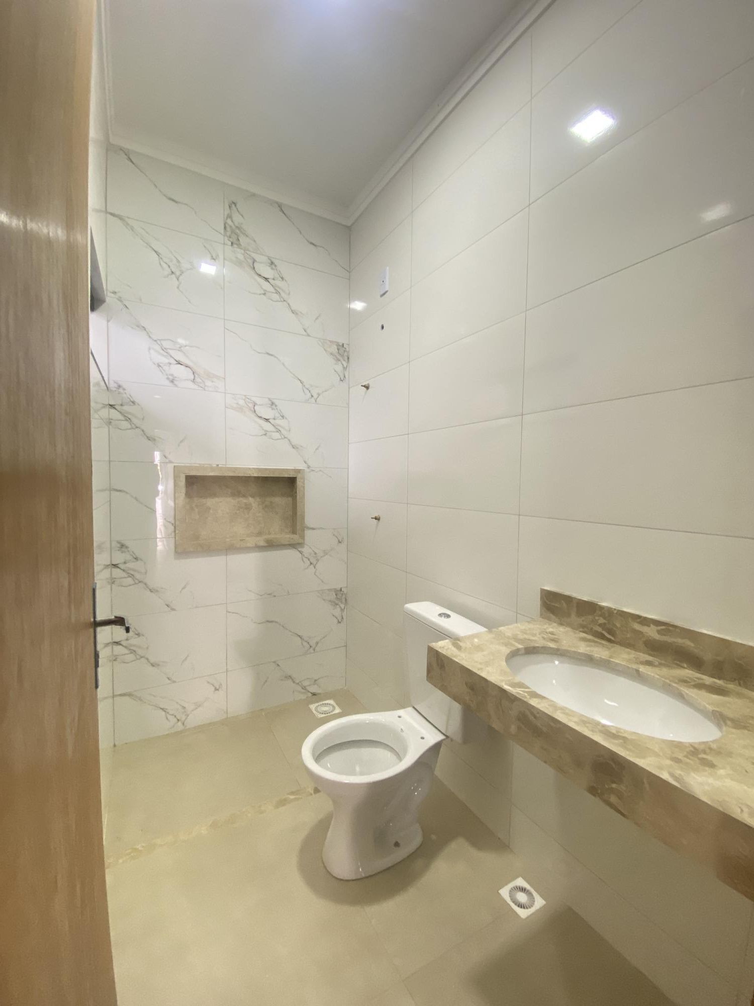 Casa à venda com 3 quartos, 93m² - Foto 13