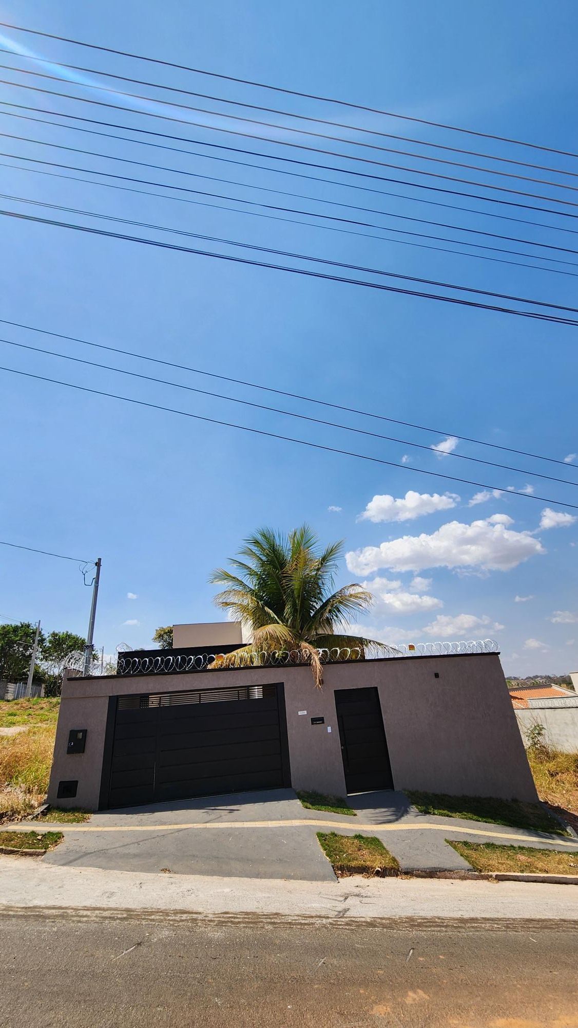 Casa à venda com 3 quartos, 175m² - Foto 2