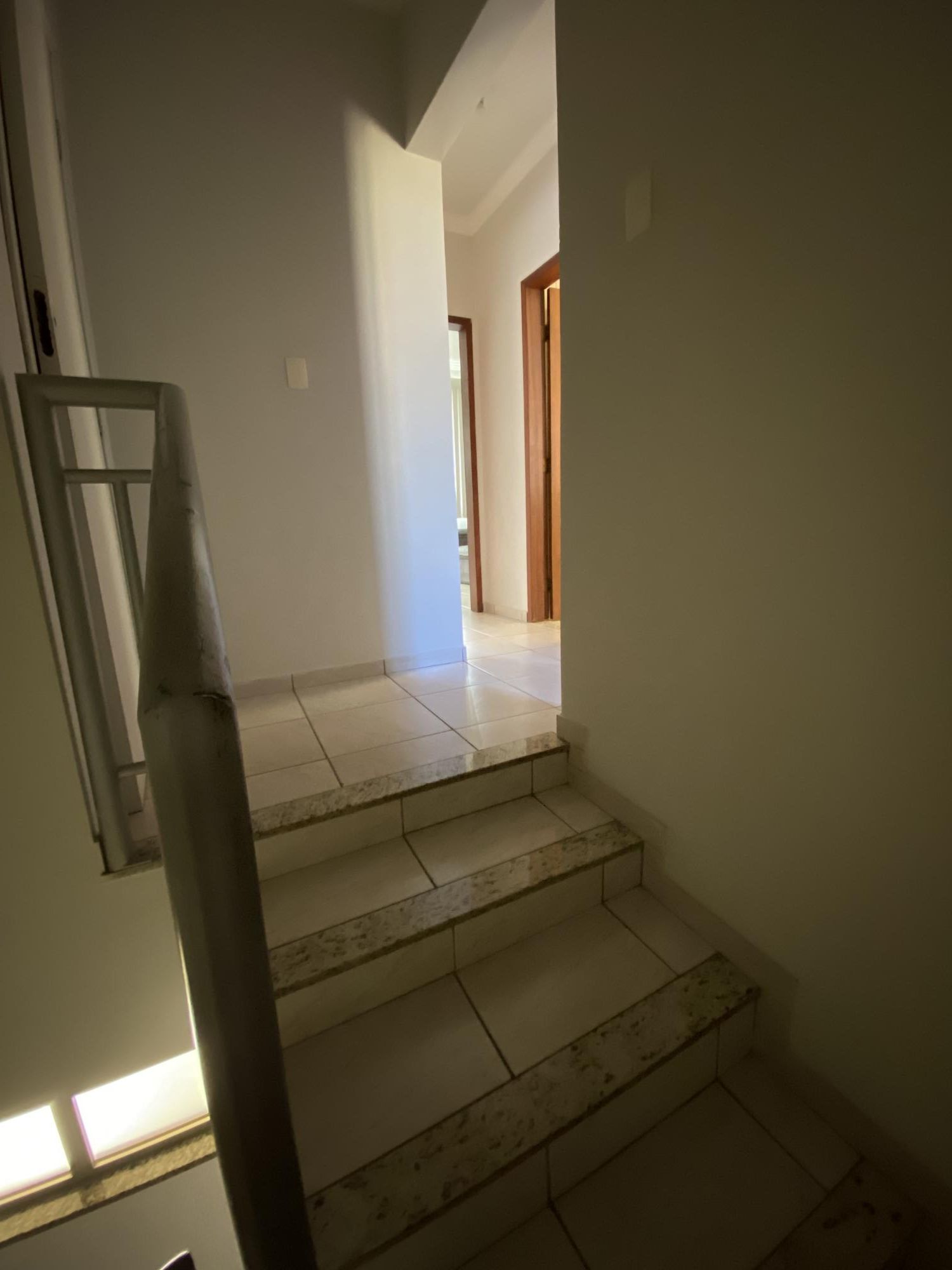 Casa à venda com 3 quartos, 20m² - Foto 2