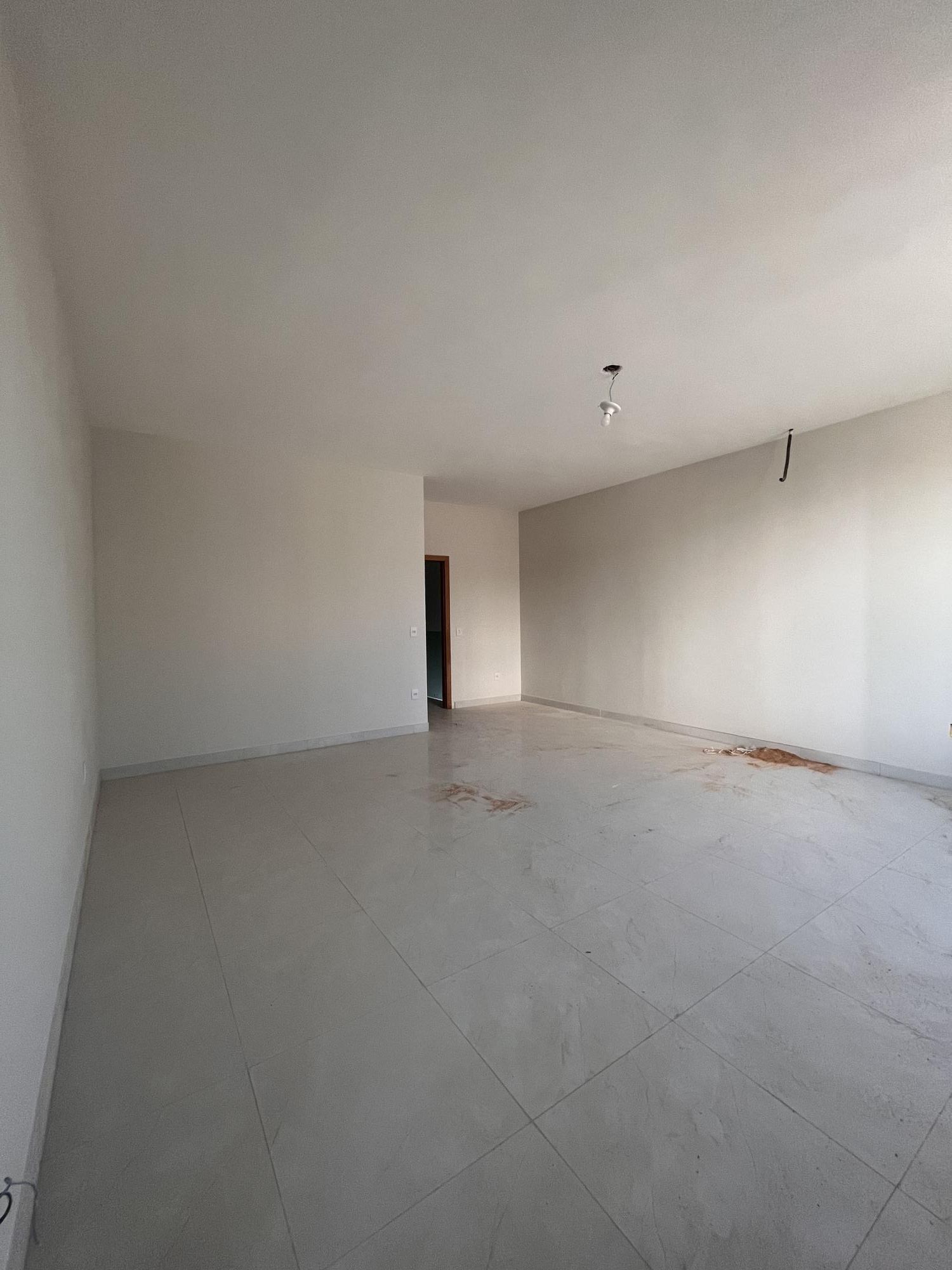 Casa à venda com 3 quartos, 180m² - Foto 3