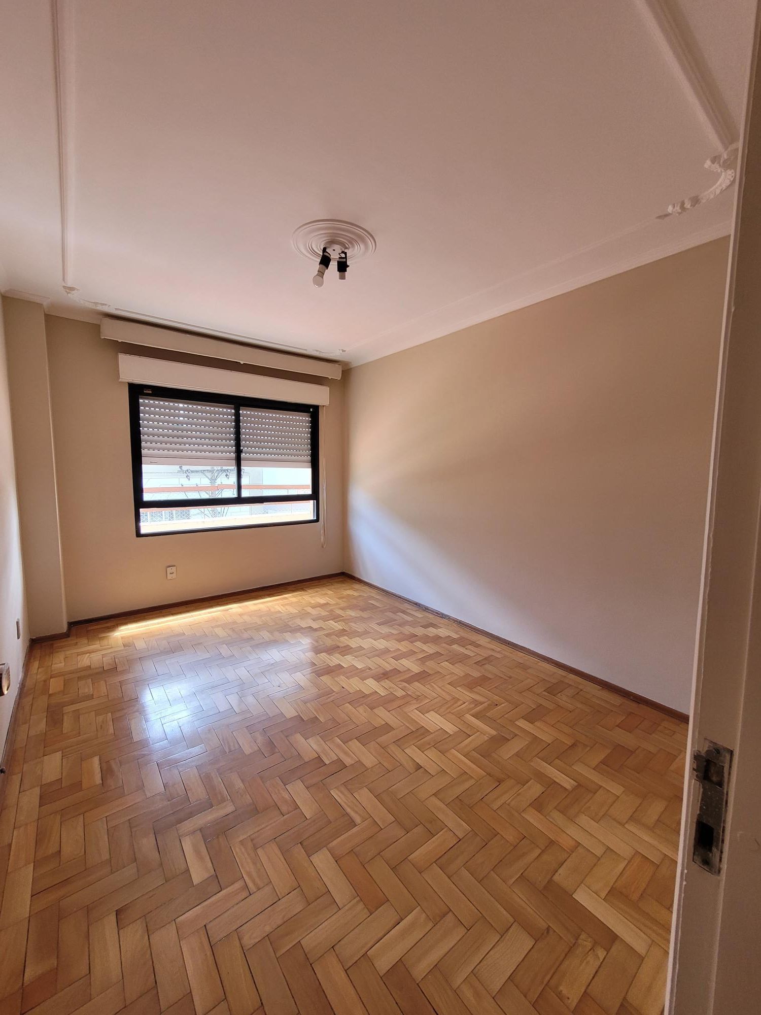 Apartamento à venda com 3 quartos, 230m² - Foto 10